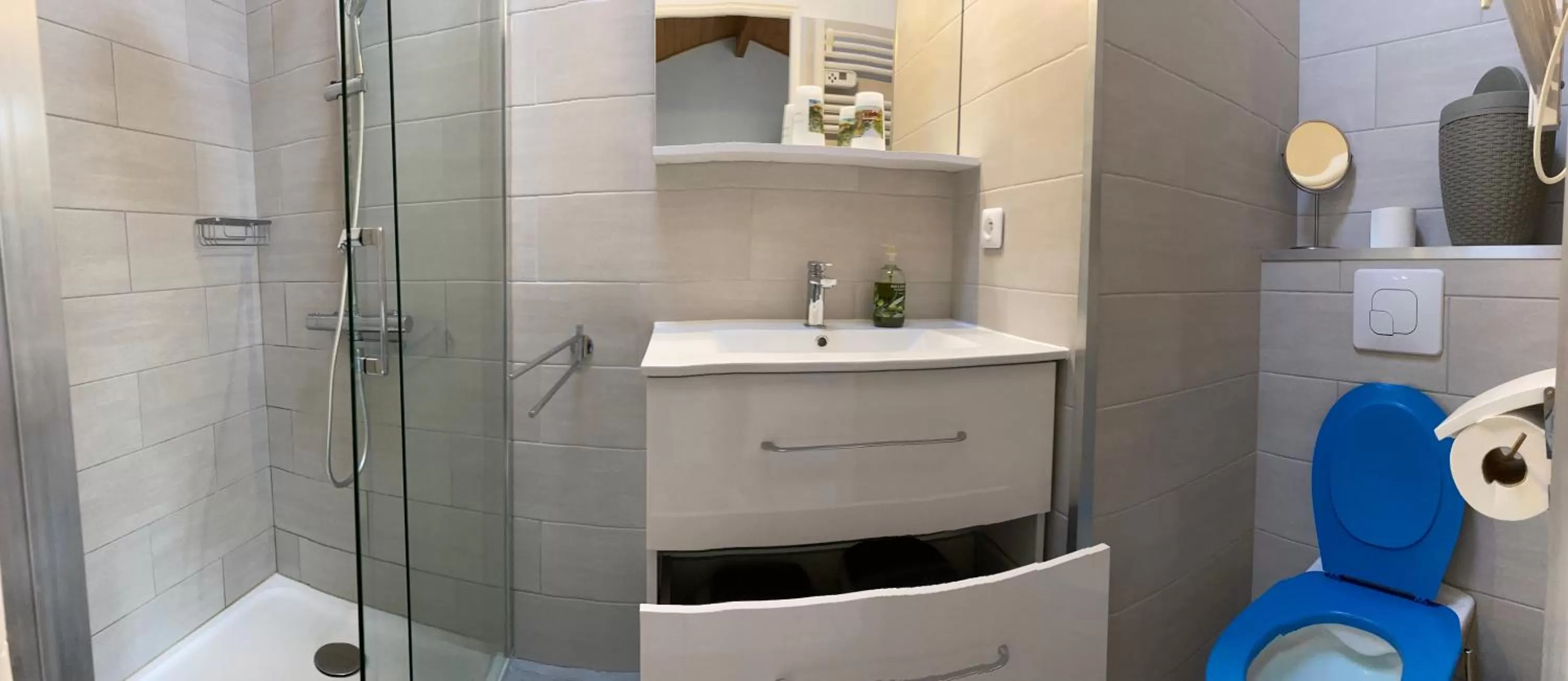 Bathroom in VILLA HERBERT Chambres d'hôtes Gîte Soirée étape