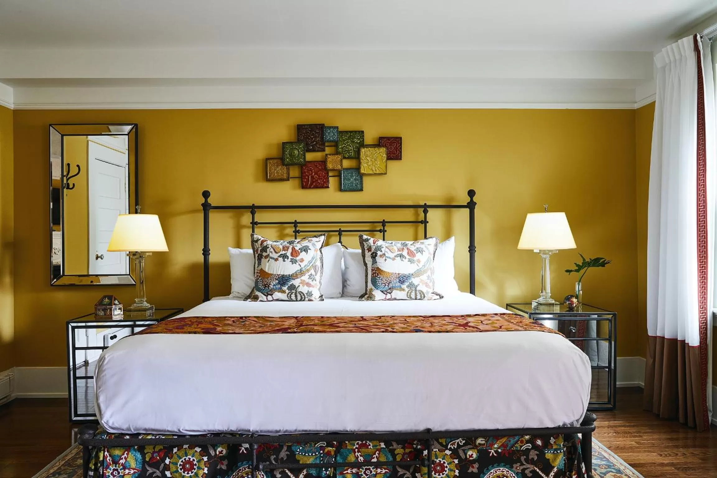 Bedroom, Bed in Petite Auberge