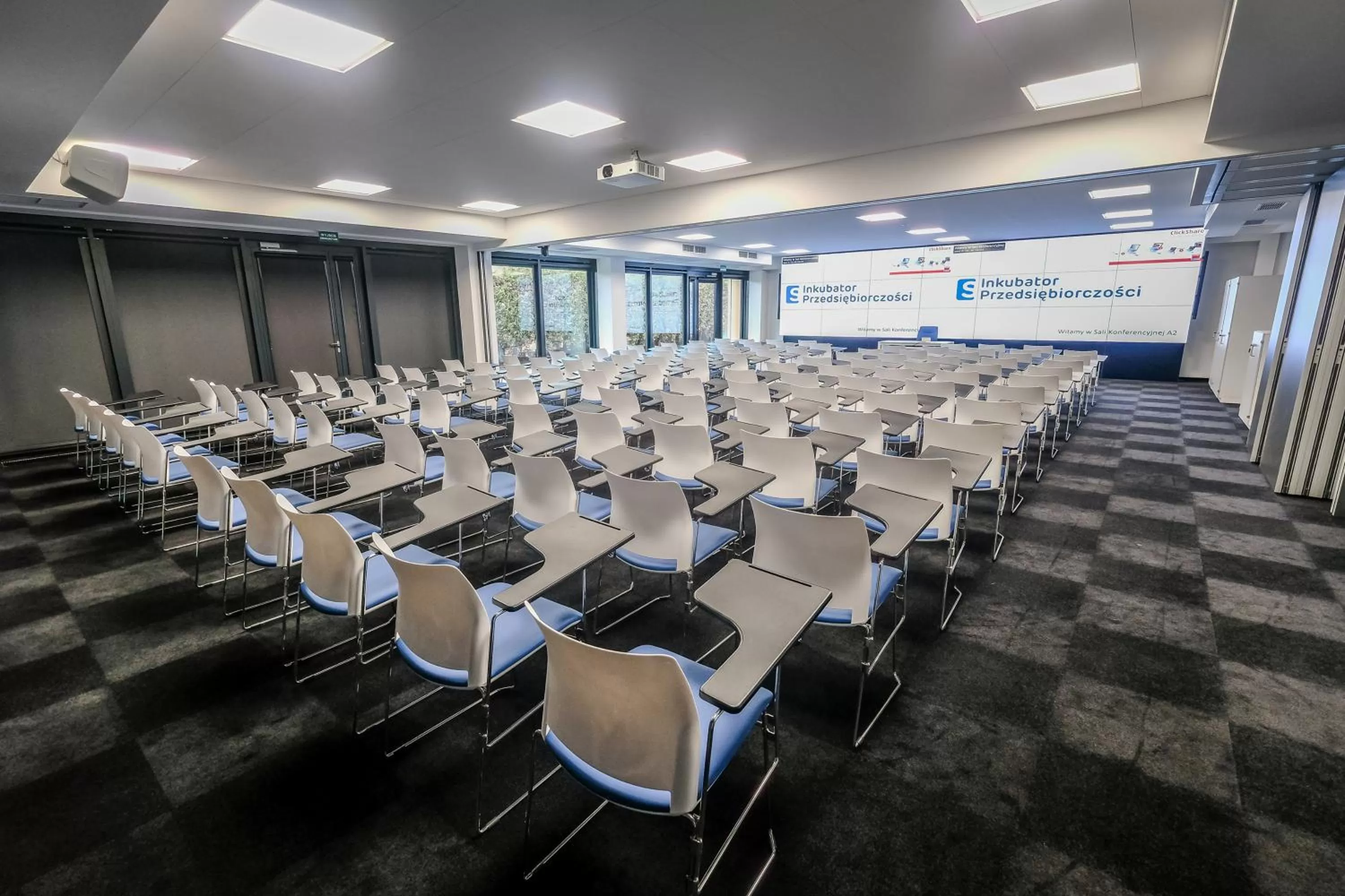 Business facilities in Hotel Gem