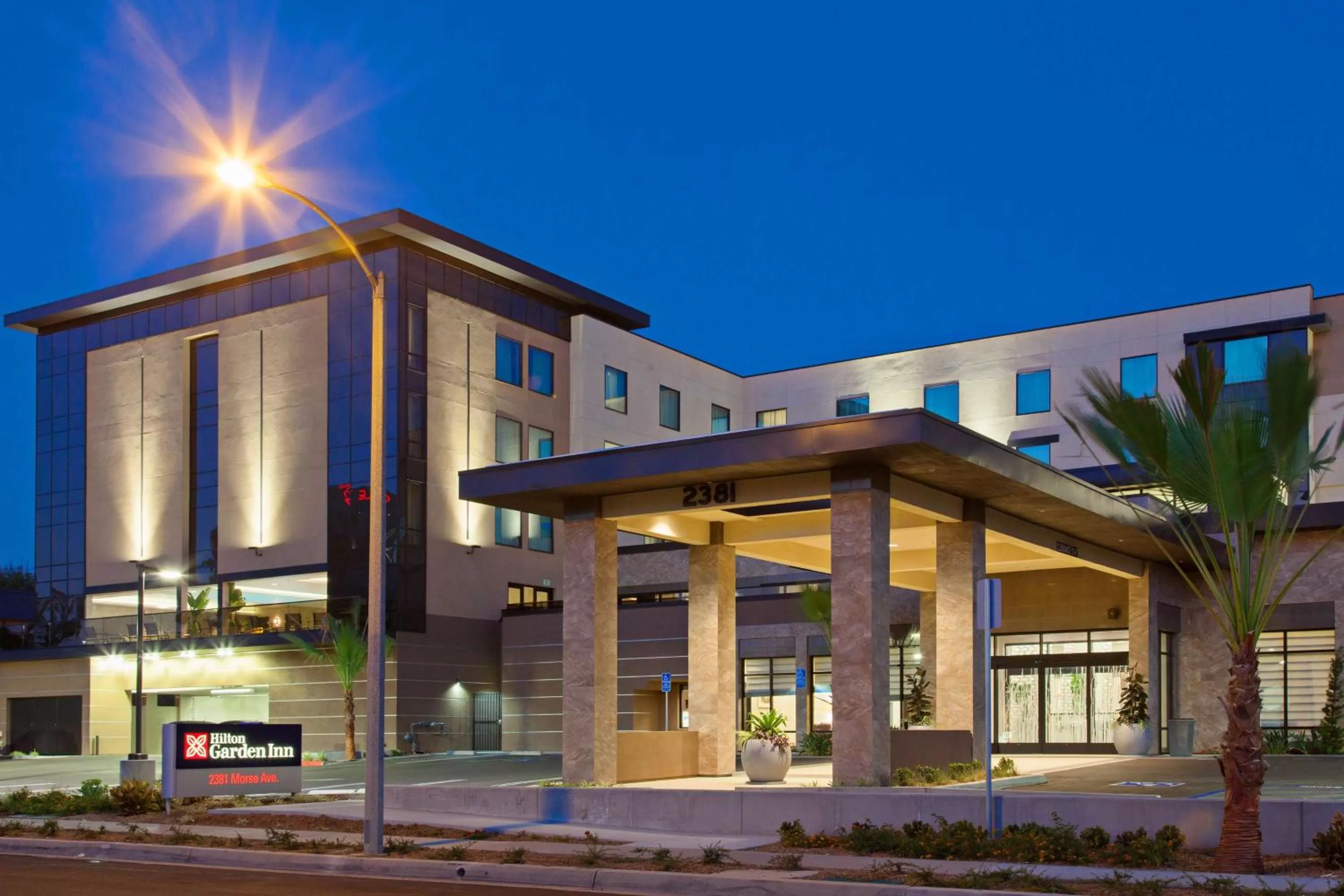 Property building in Hilton Garden Inn Irvine/Orange County Airport
