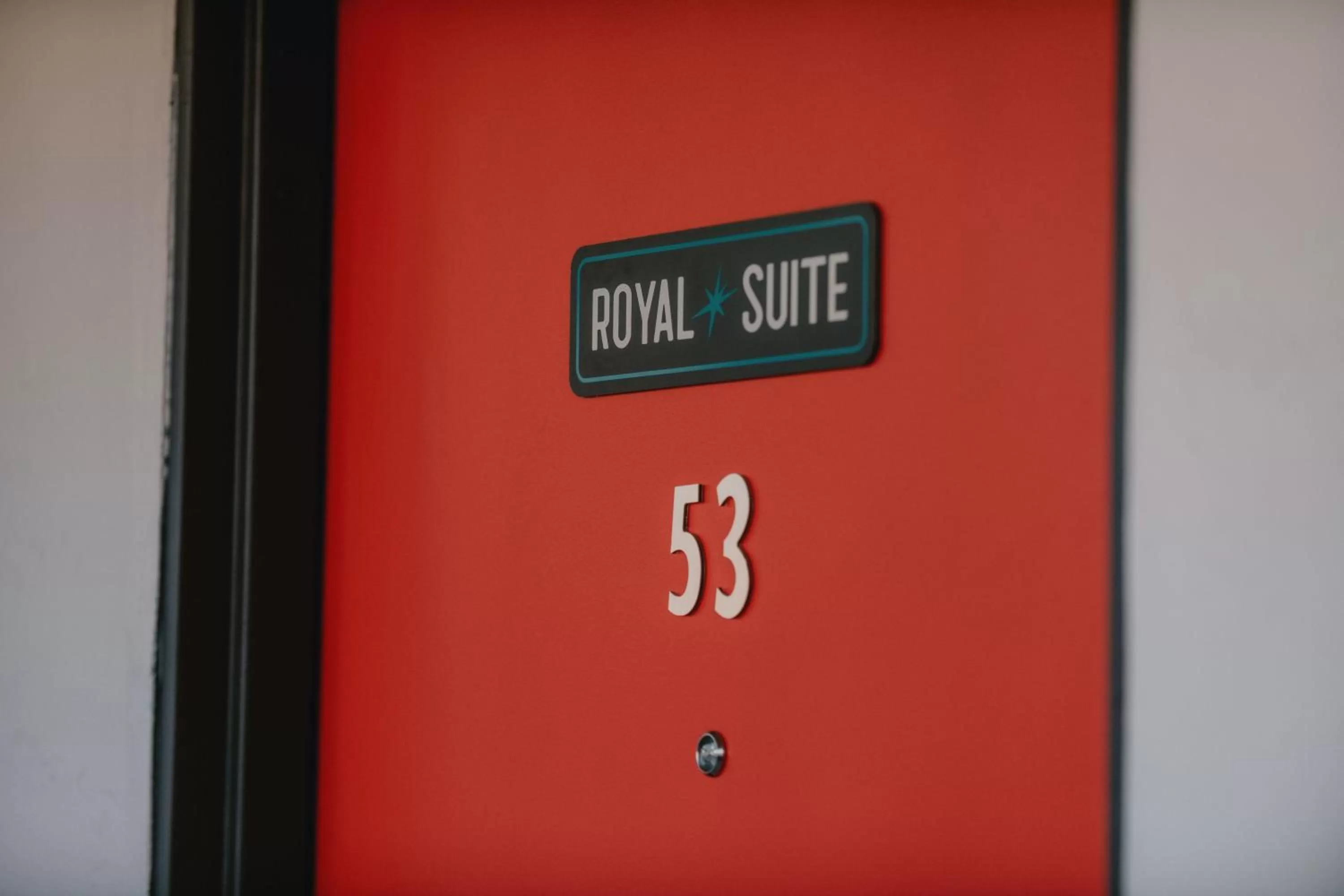 Logo/Certificate/Sign in Sapphire Motel Midtown Bozeman