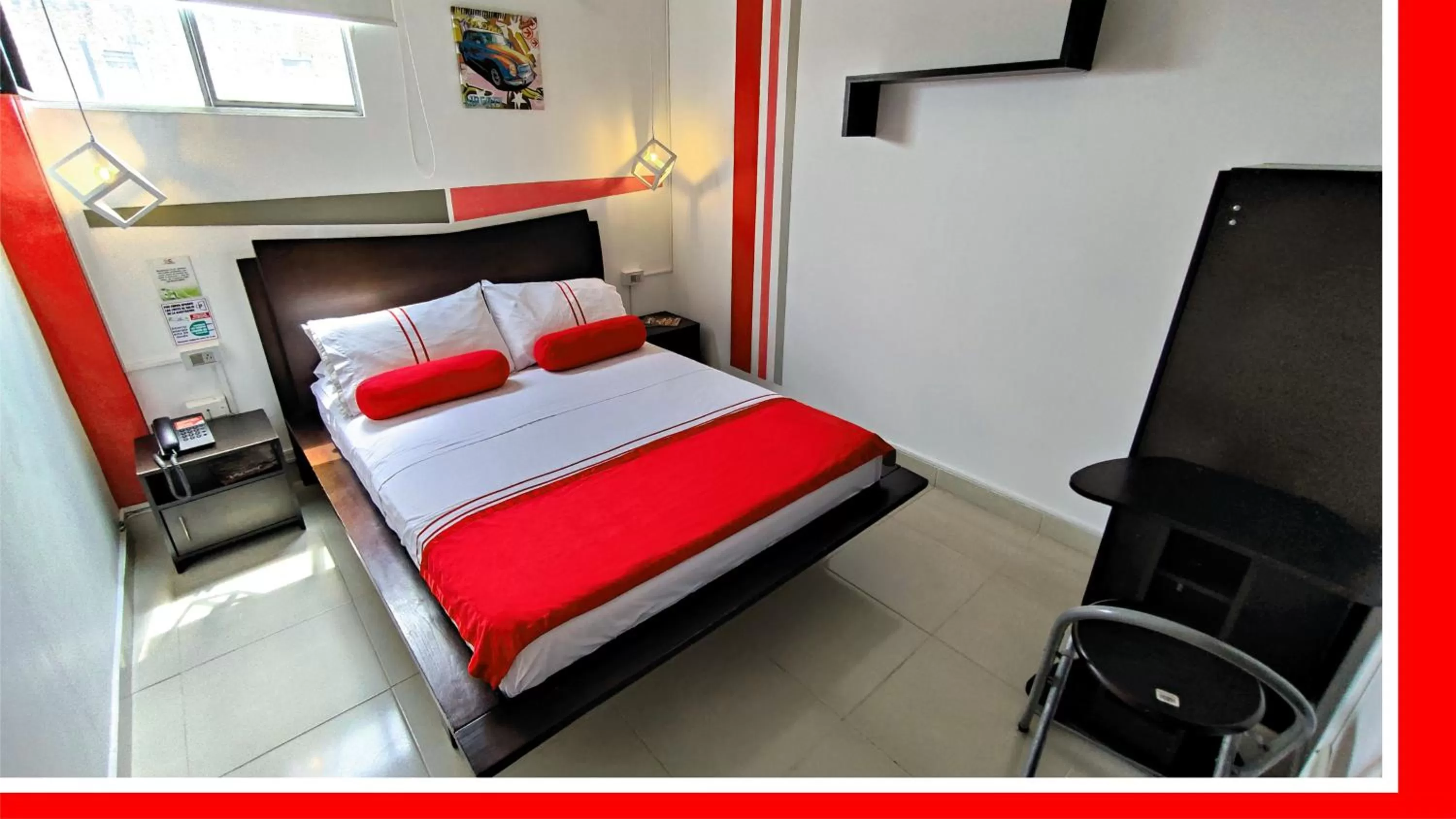 Photo of the whole room, Bed in HOTEL COLOURS Cali