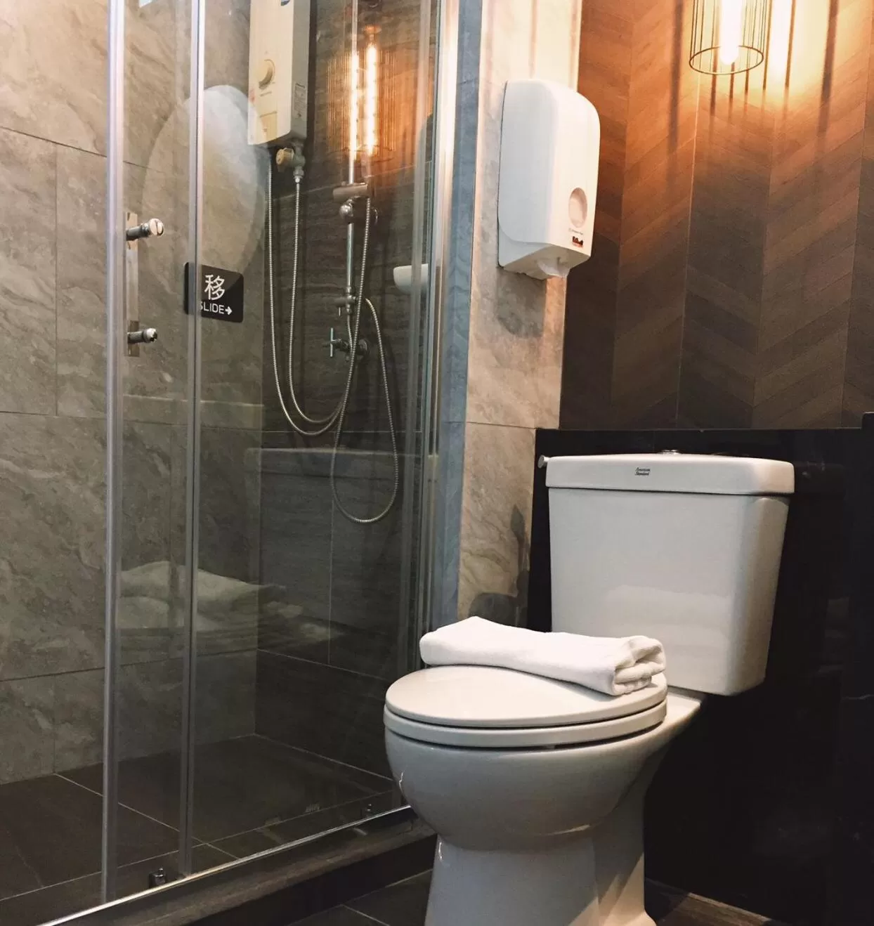 Bathroom in L Nimman