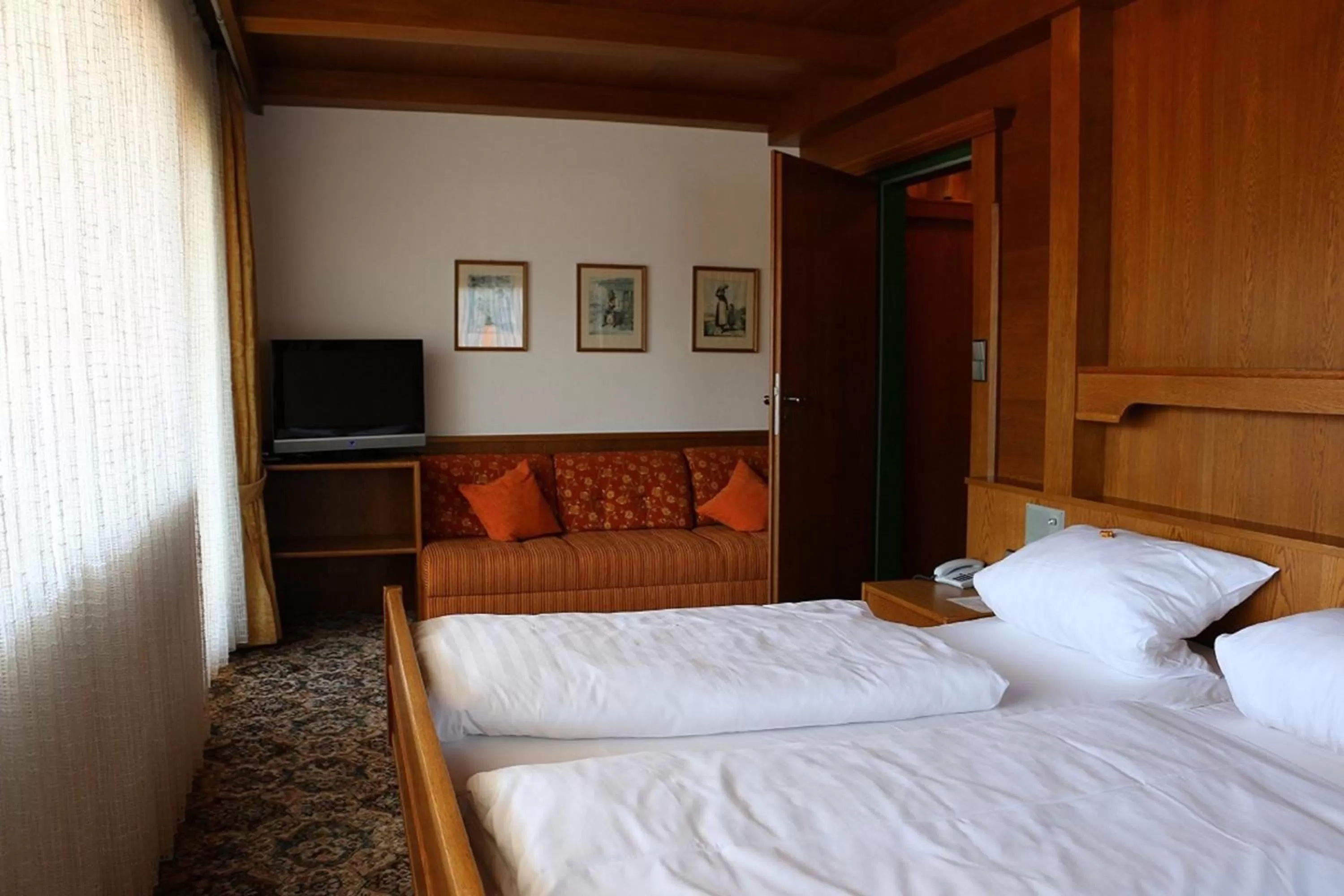 Day, Bed in Hotel Sonnleiten