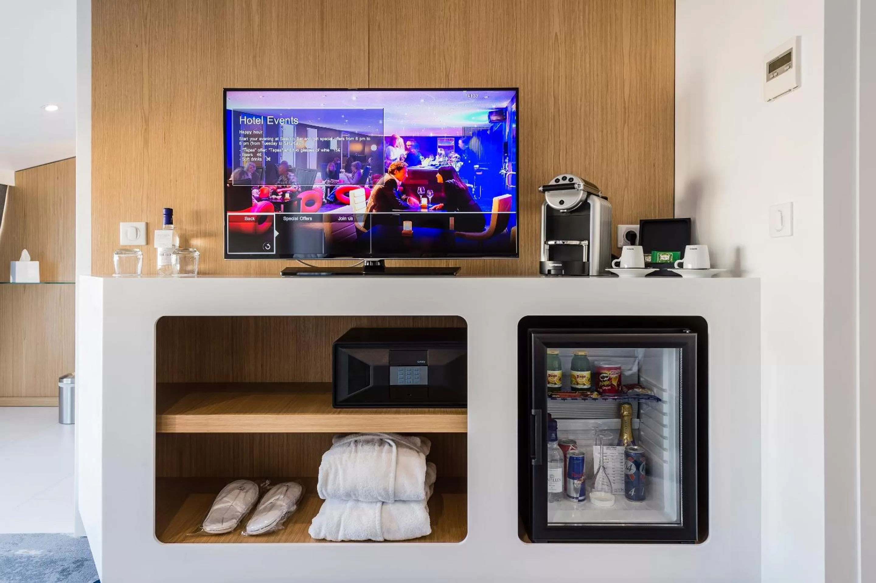 Balcony/Terrace in Seeko'o Hotel Bordeaux