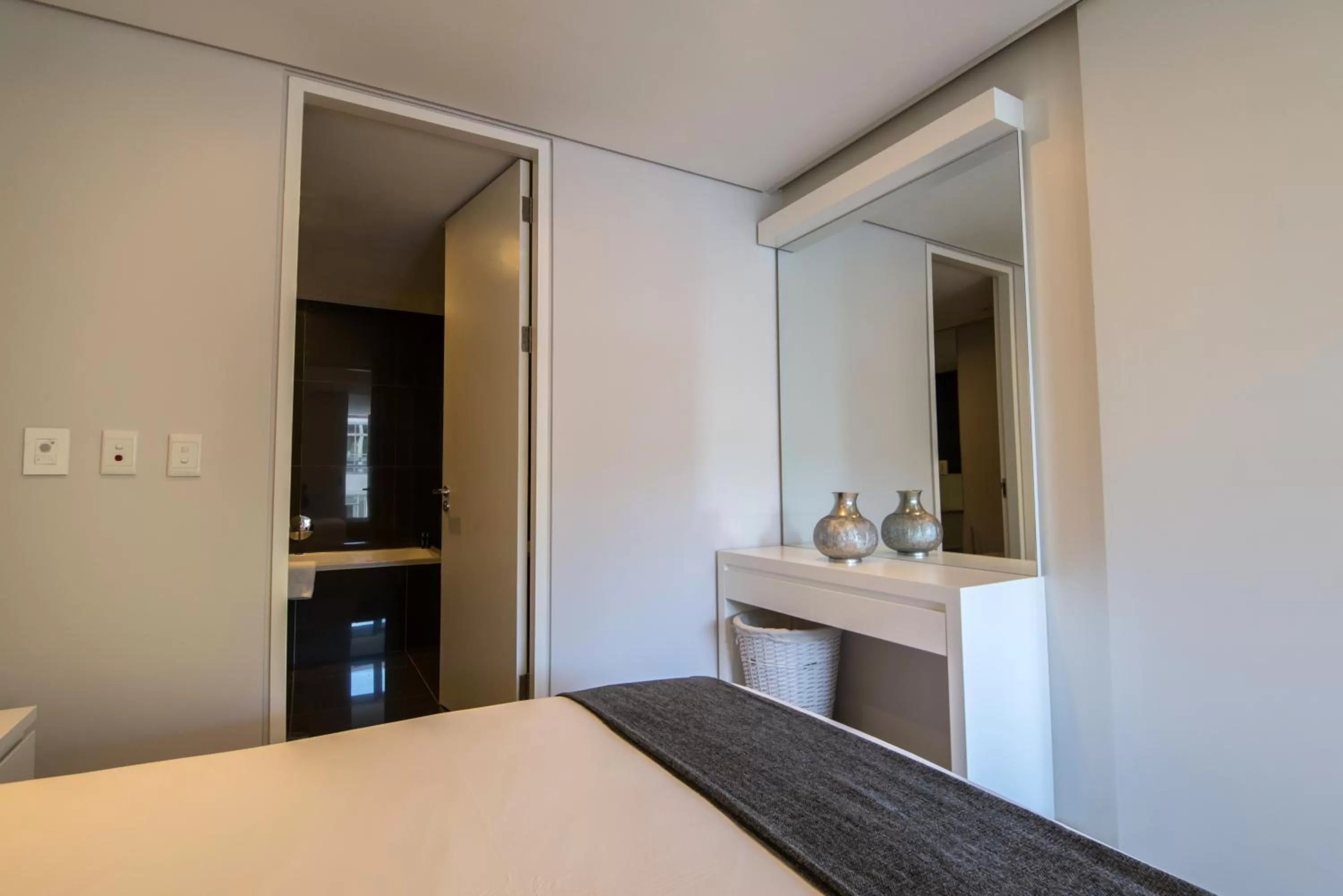 Bed in The Capital Mirage