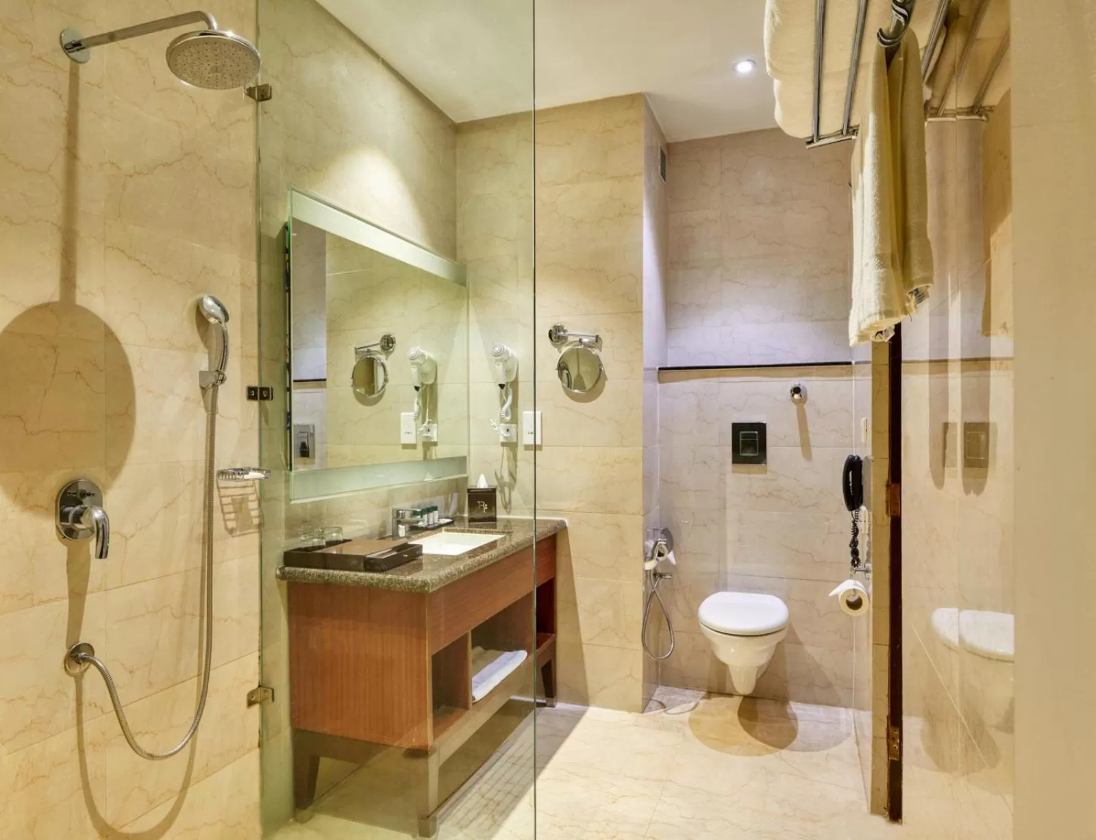 Bathroom in LP Vilas