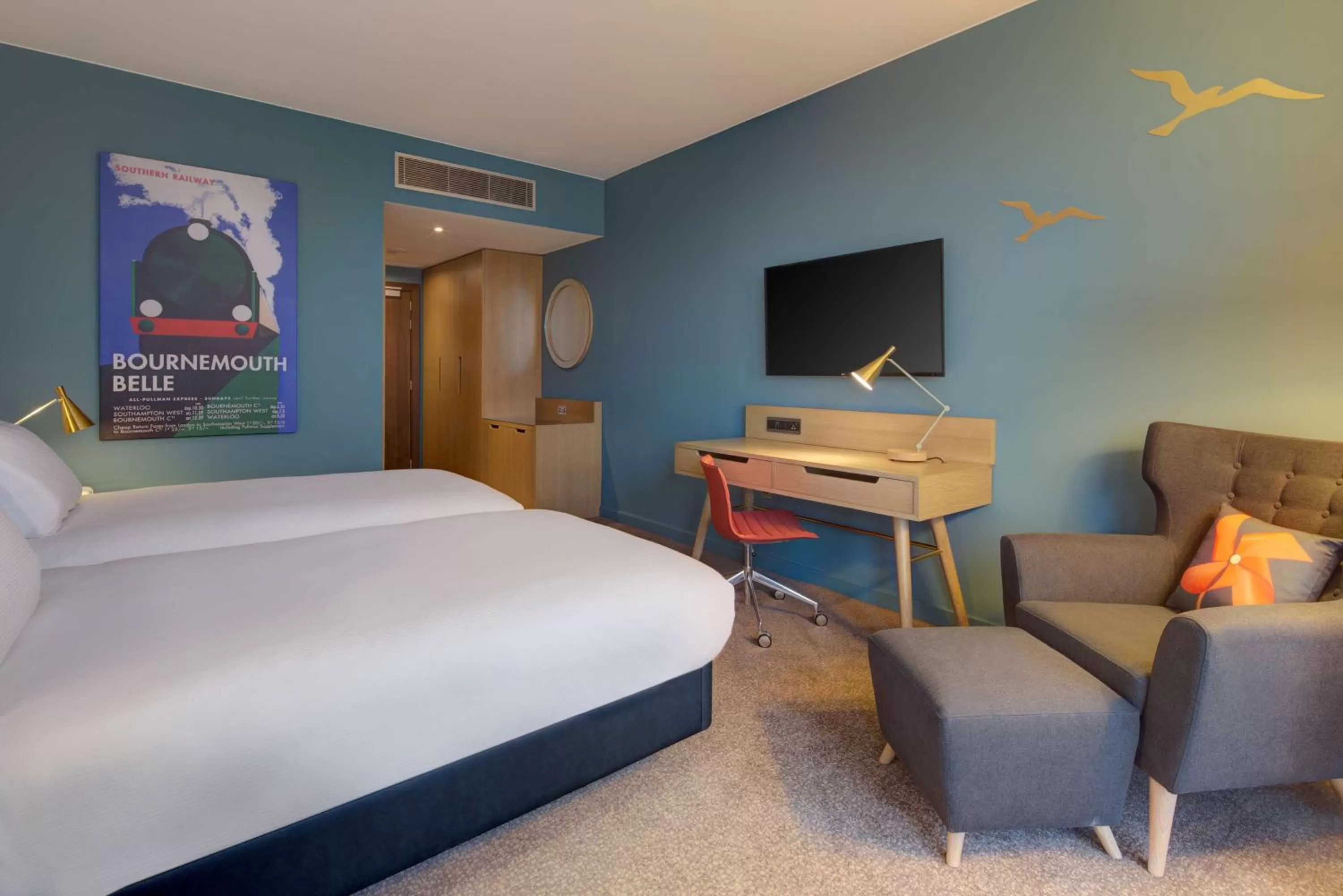 Bed in Hilton Bournemouth