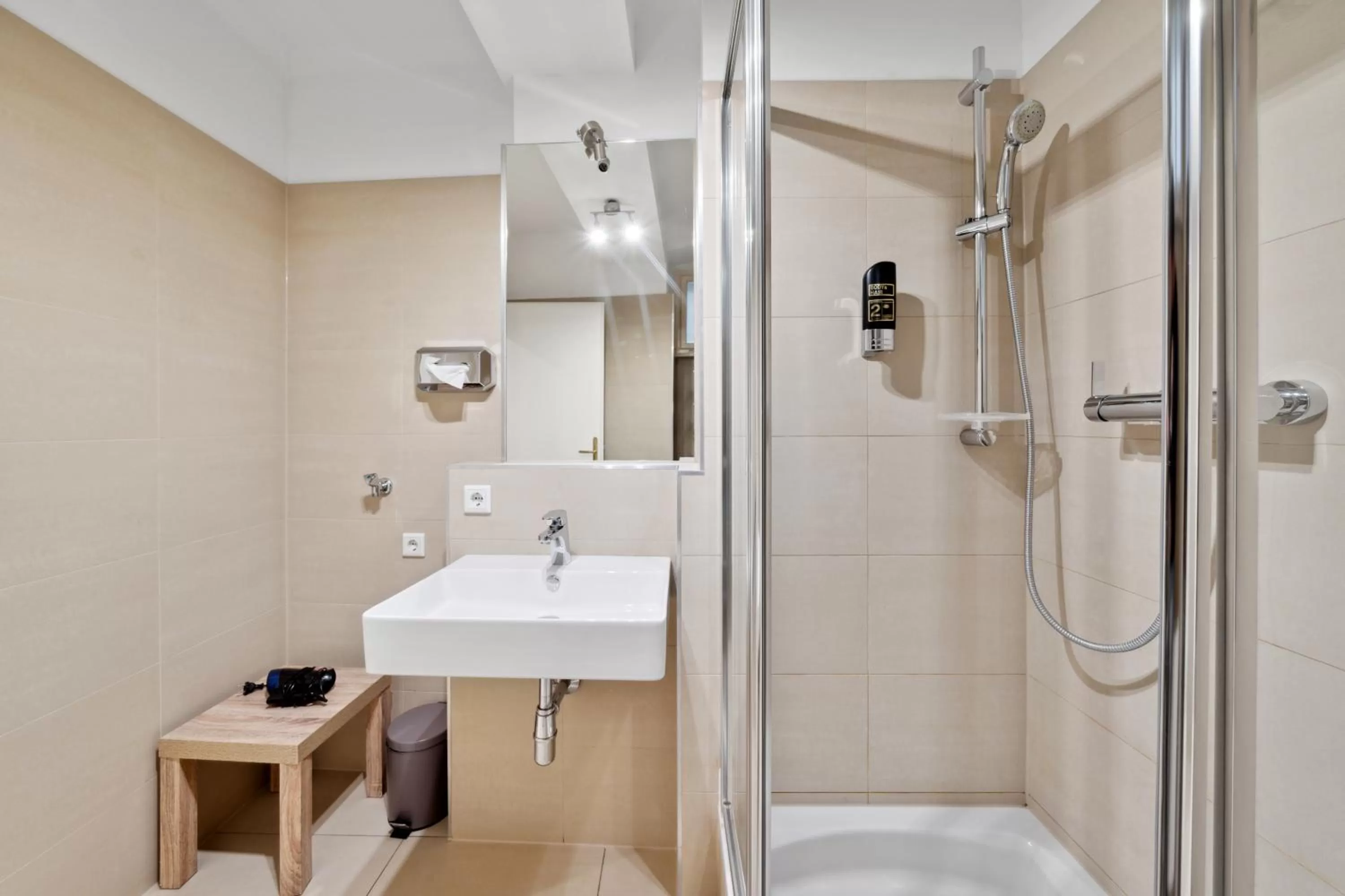 Shower, Bathroom in Florian's apartments in Mariahilf Vienna