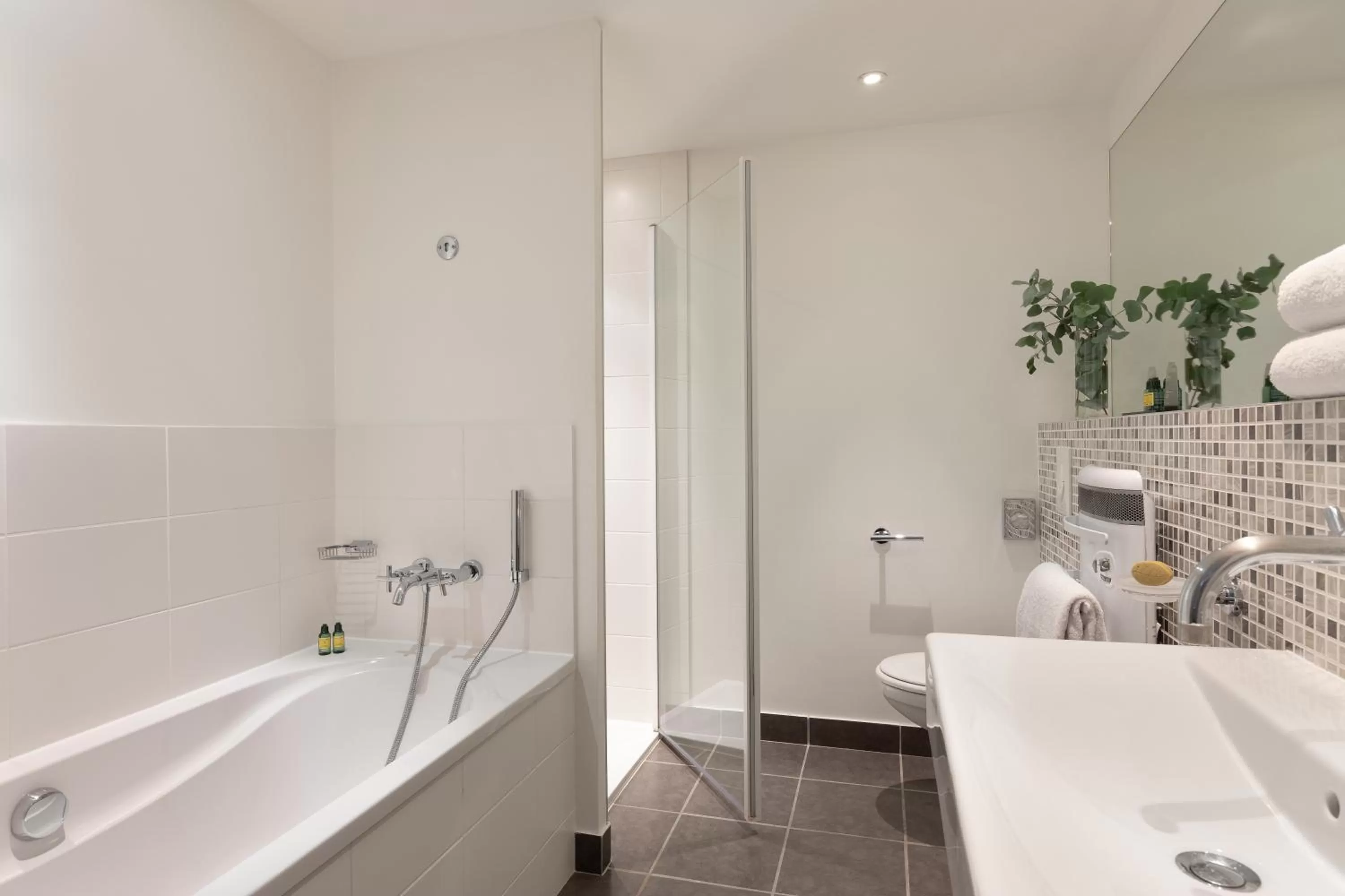 Bathroom in Château Belmont Tours by The Crest Collection