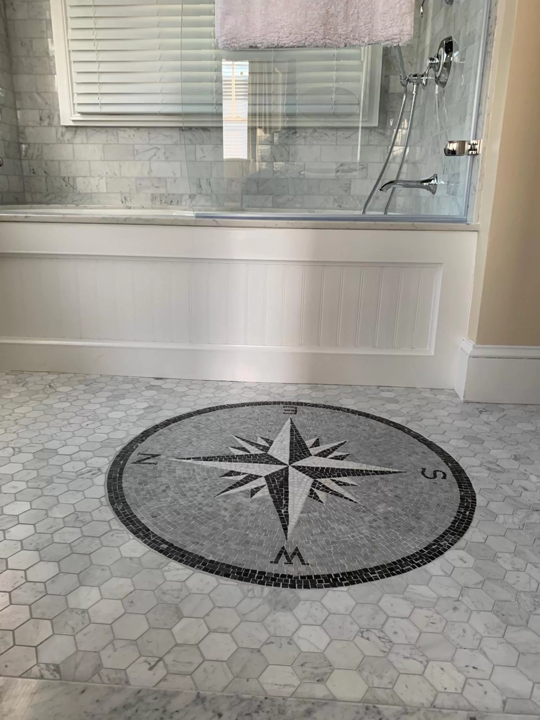 Decorative detail in Almondy Inn Bed & Breakfast