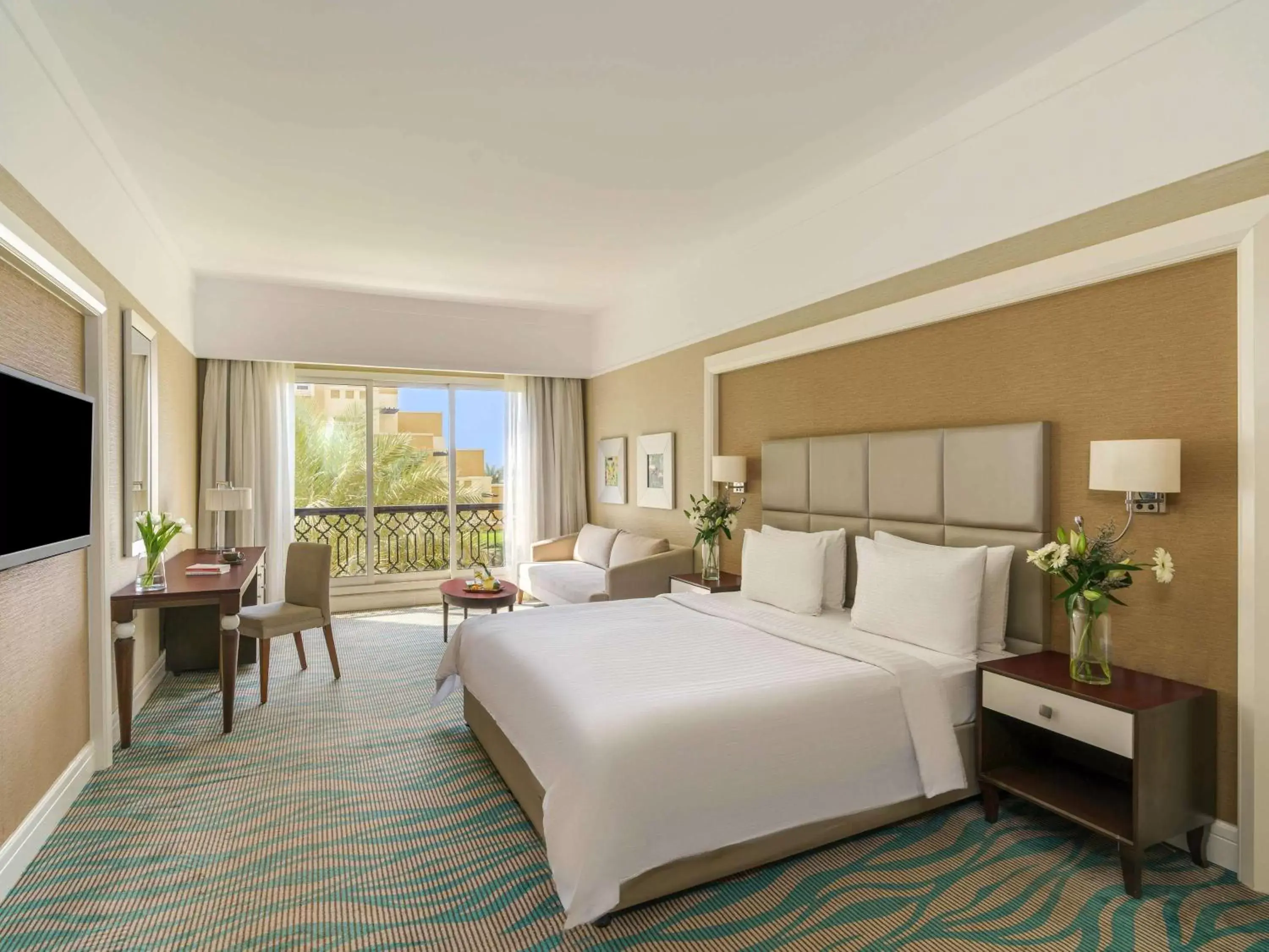 Deluxe Room with Garden View in Rixos Bab Al Bahr Deluxe Room with Garden View in Rixos Bab Al Bahr