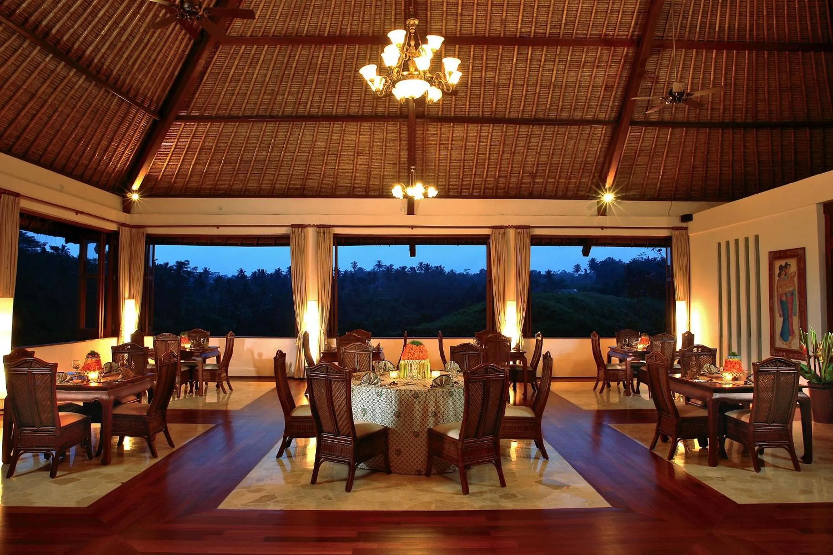 Restaurant/Places to Eat in Anahata Villas and Spa Resort