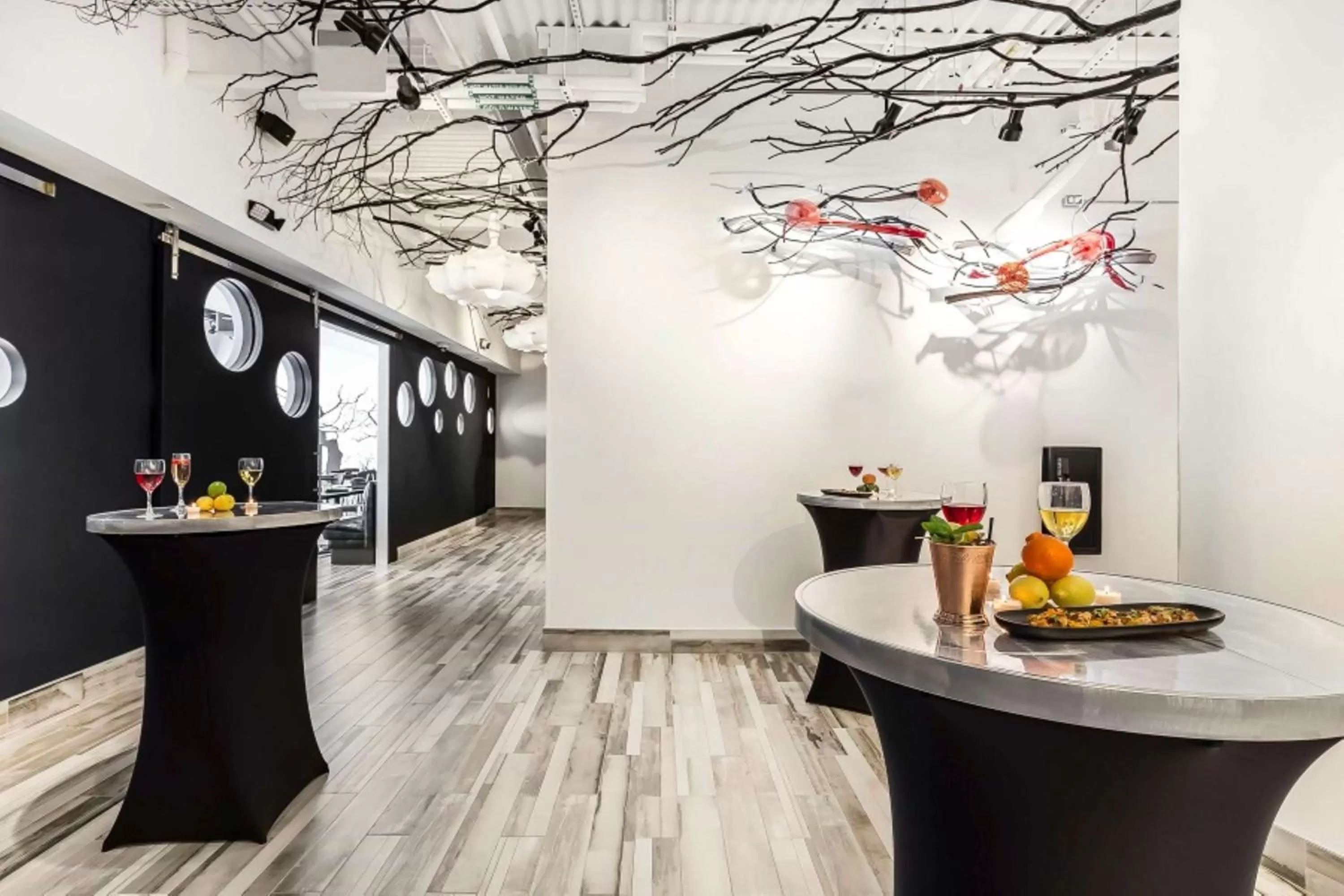 Meeting/conference room in Lorenzo Hotel Dallas, Tapestry Collection by Hilton