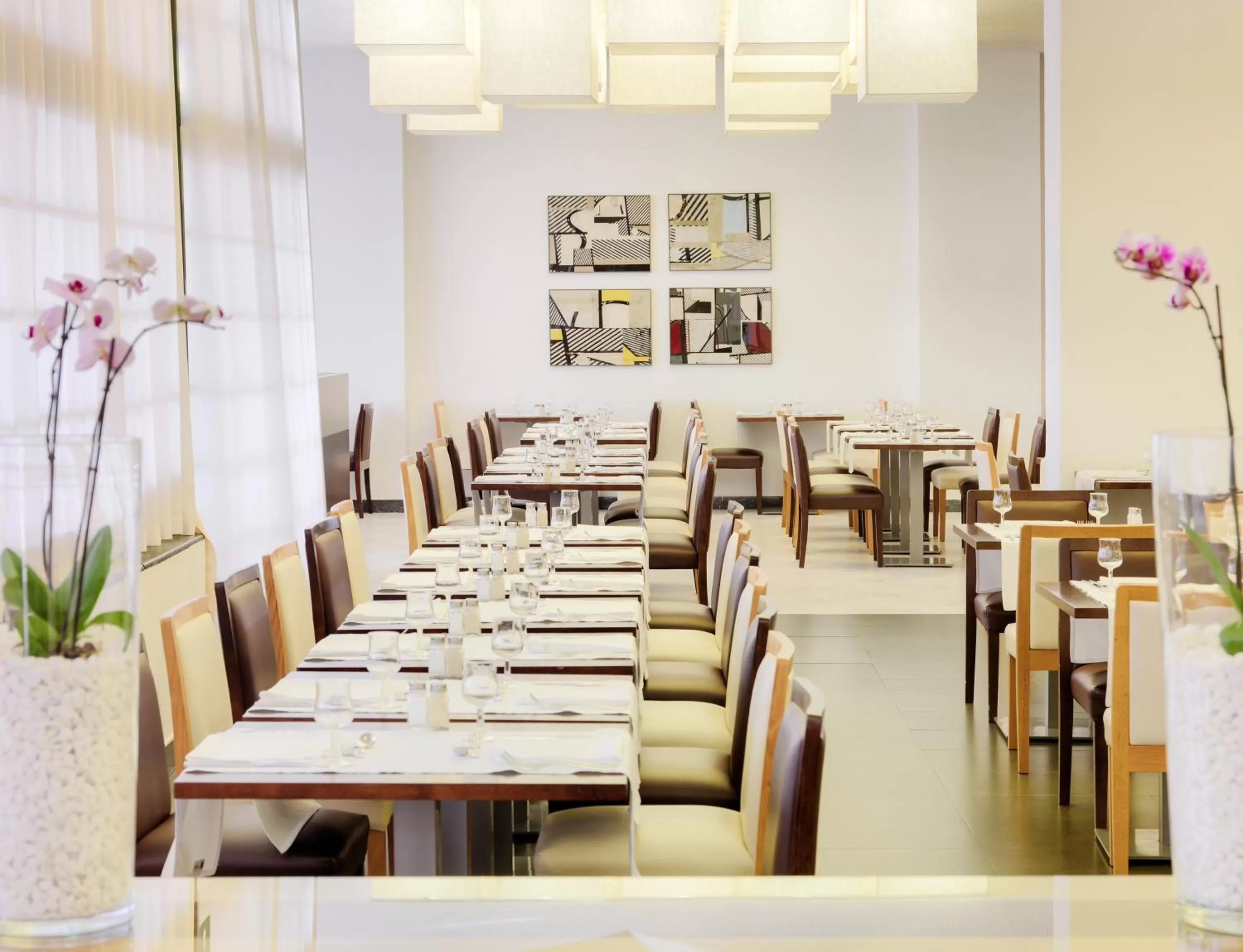 Food and drinks in H10 Las Palmeras