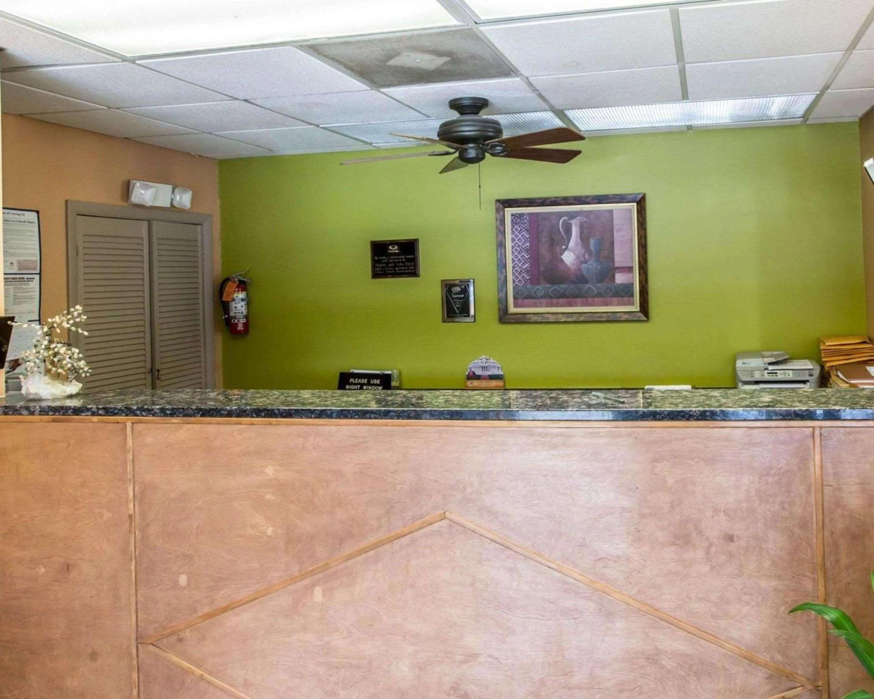 Lobby or reception in Econo Lodge Biltmore