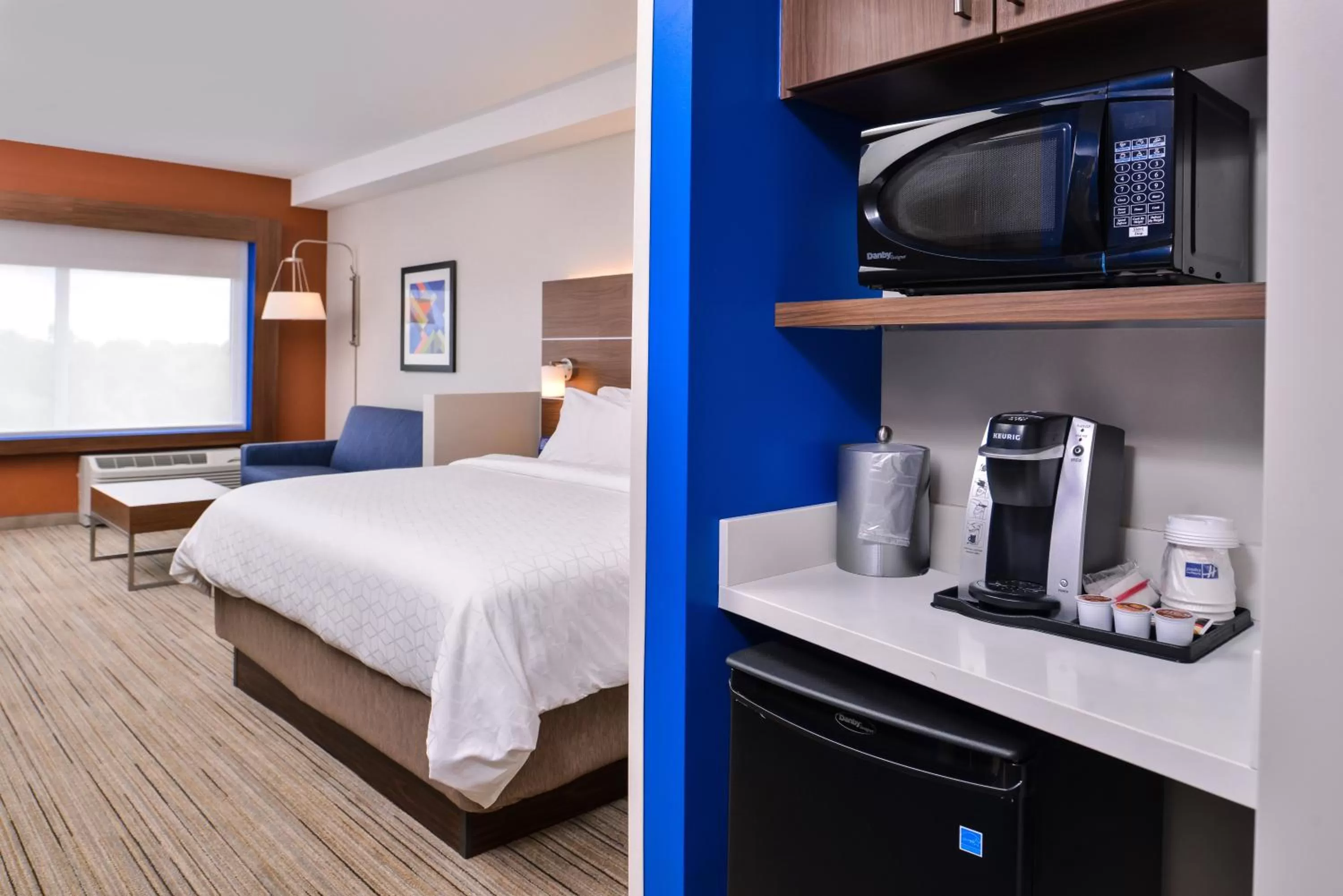 Bedroom, Bed in Holiday Inn Express & Suites Farmville by IHG