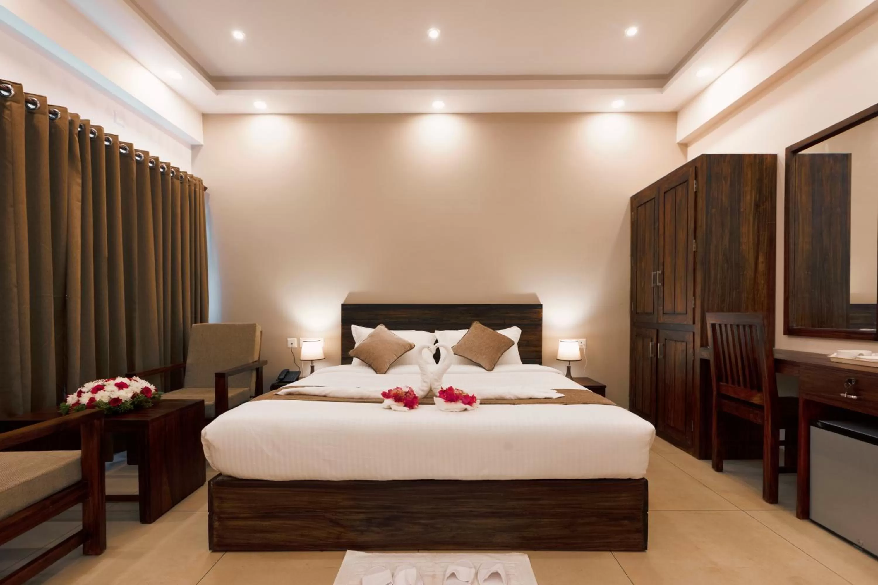 Bedroom, Bed in Pleasant Hill Resort