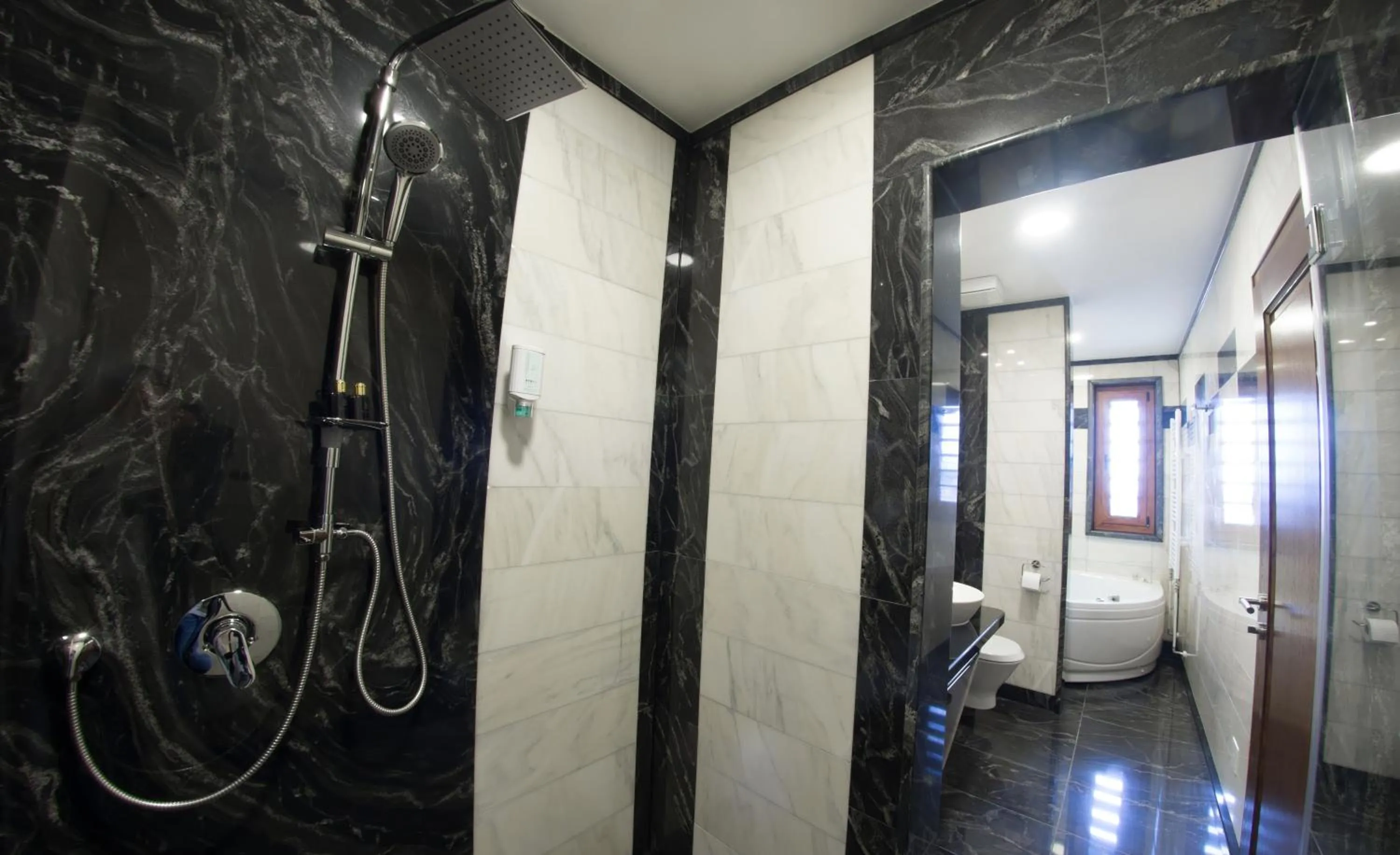 Shower in Hotel Mostar