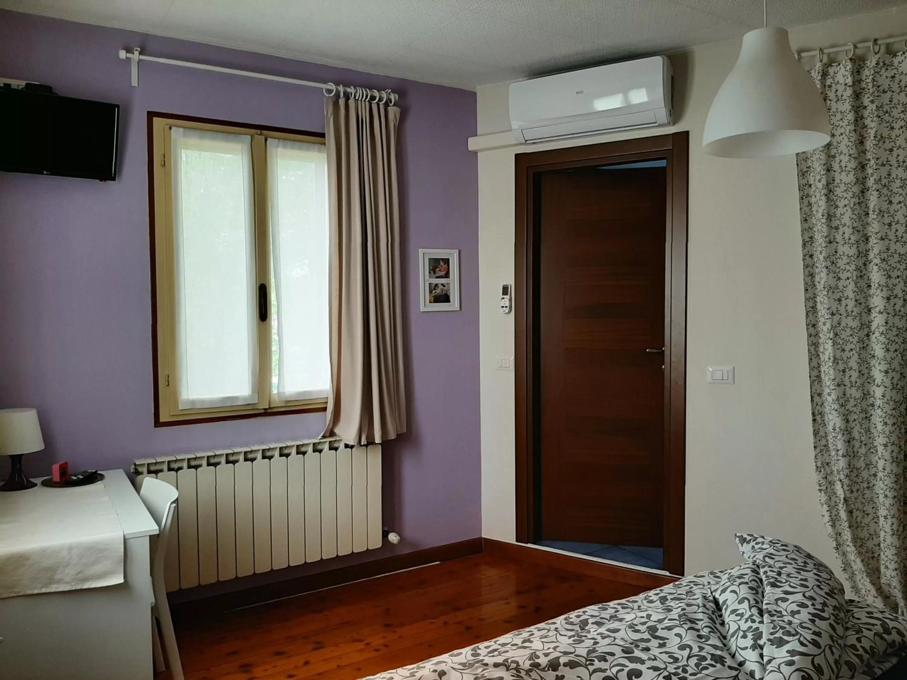 Bedroom, Bed in cà bianca