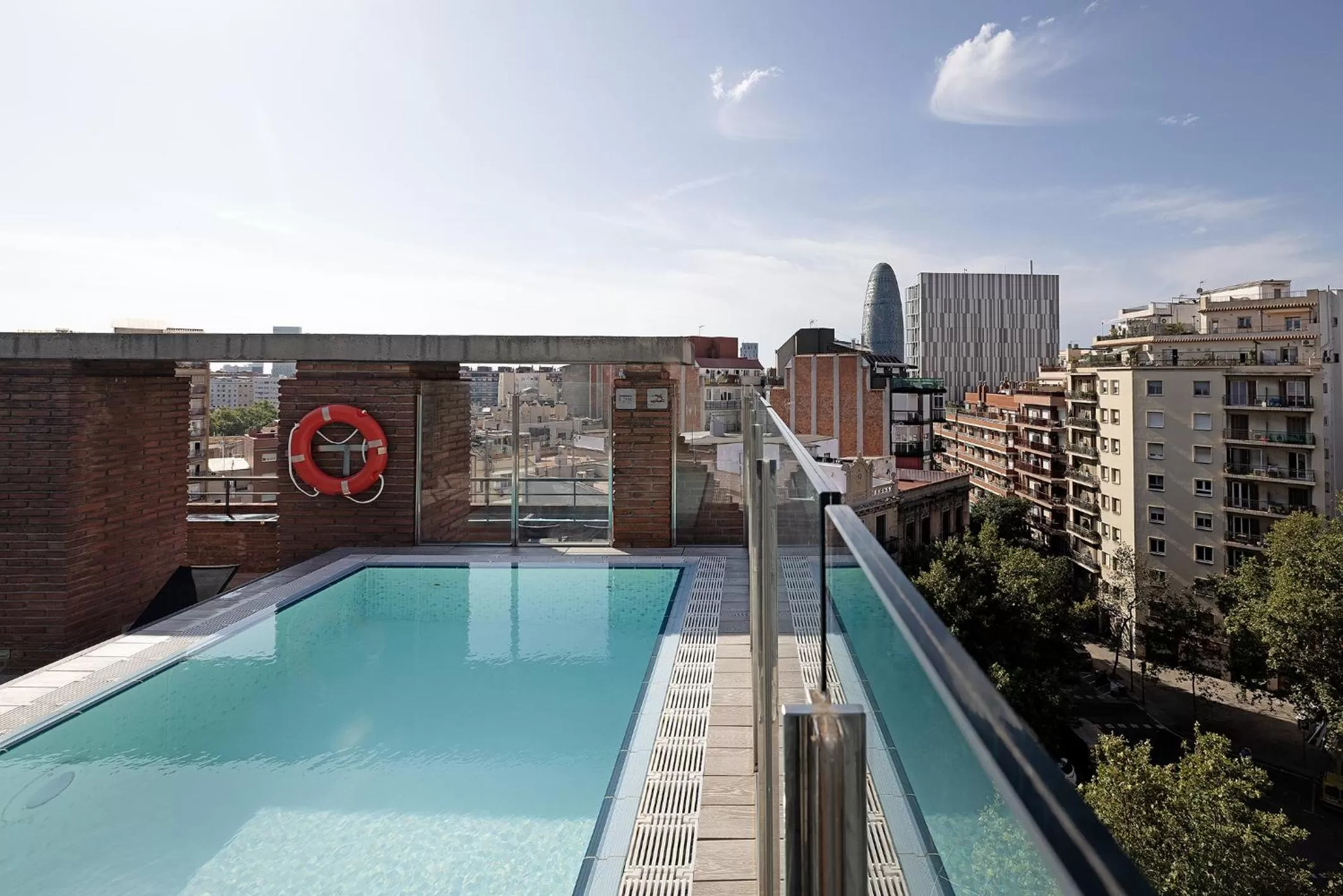 Swimming pool in Catalonia Albeniz