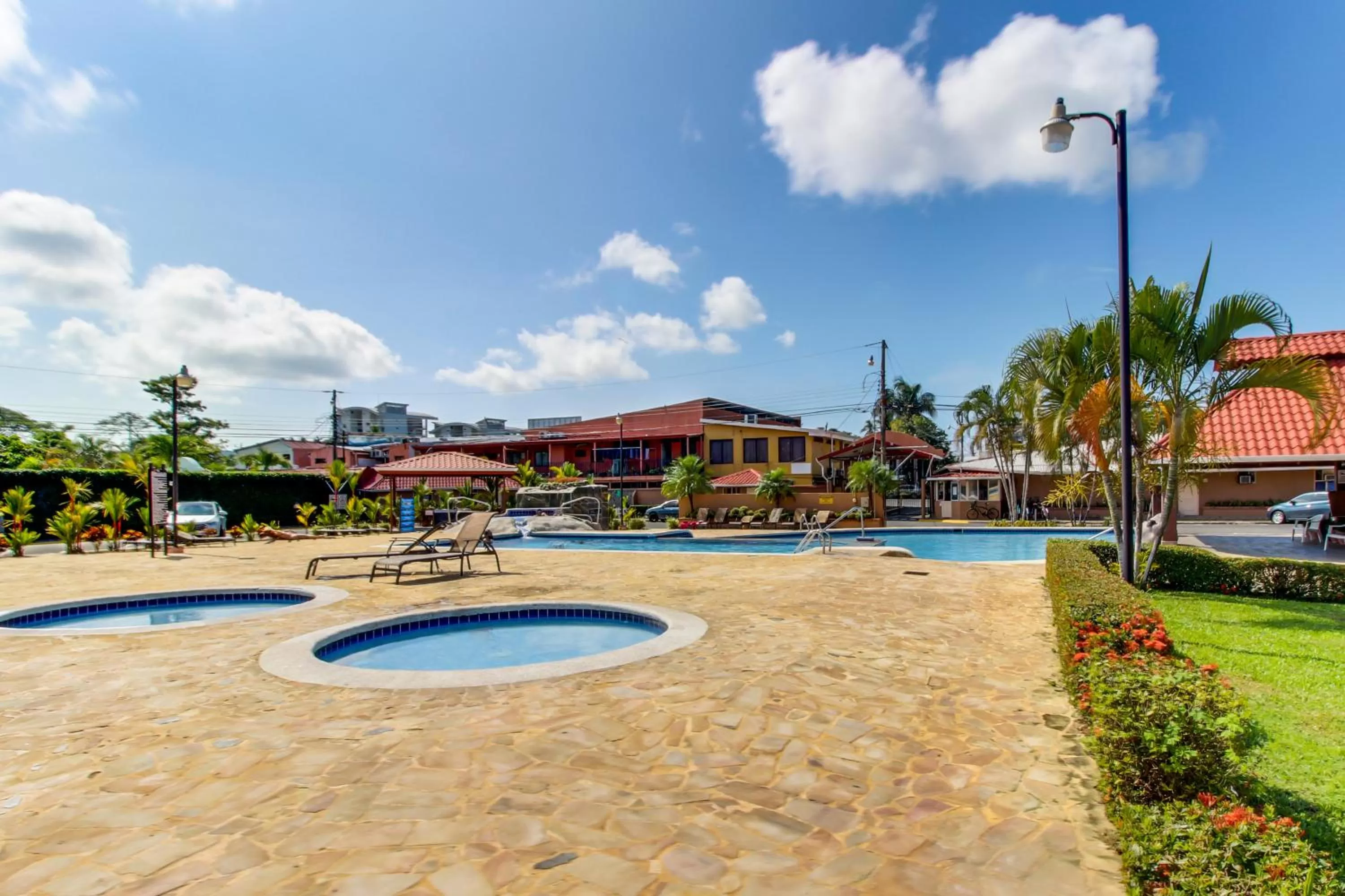 Swimming Pool in Villa Paraíso