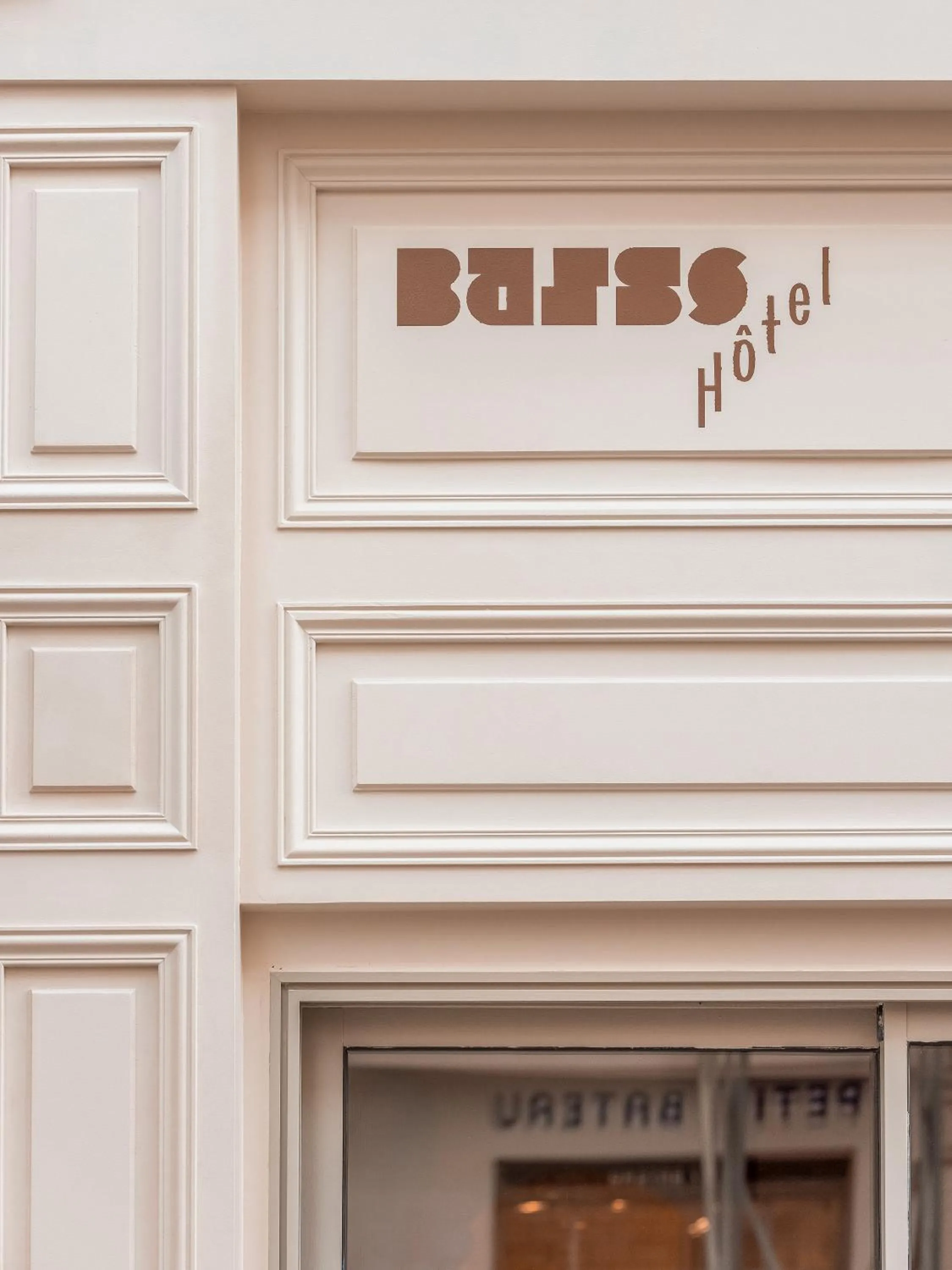 Property building in Hôtel BASSS