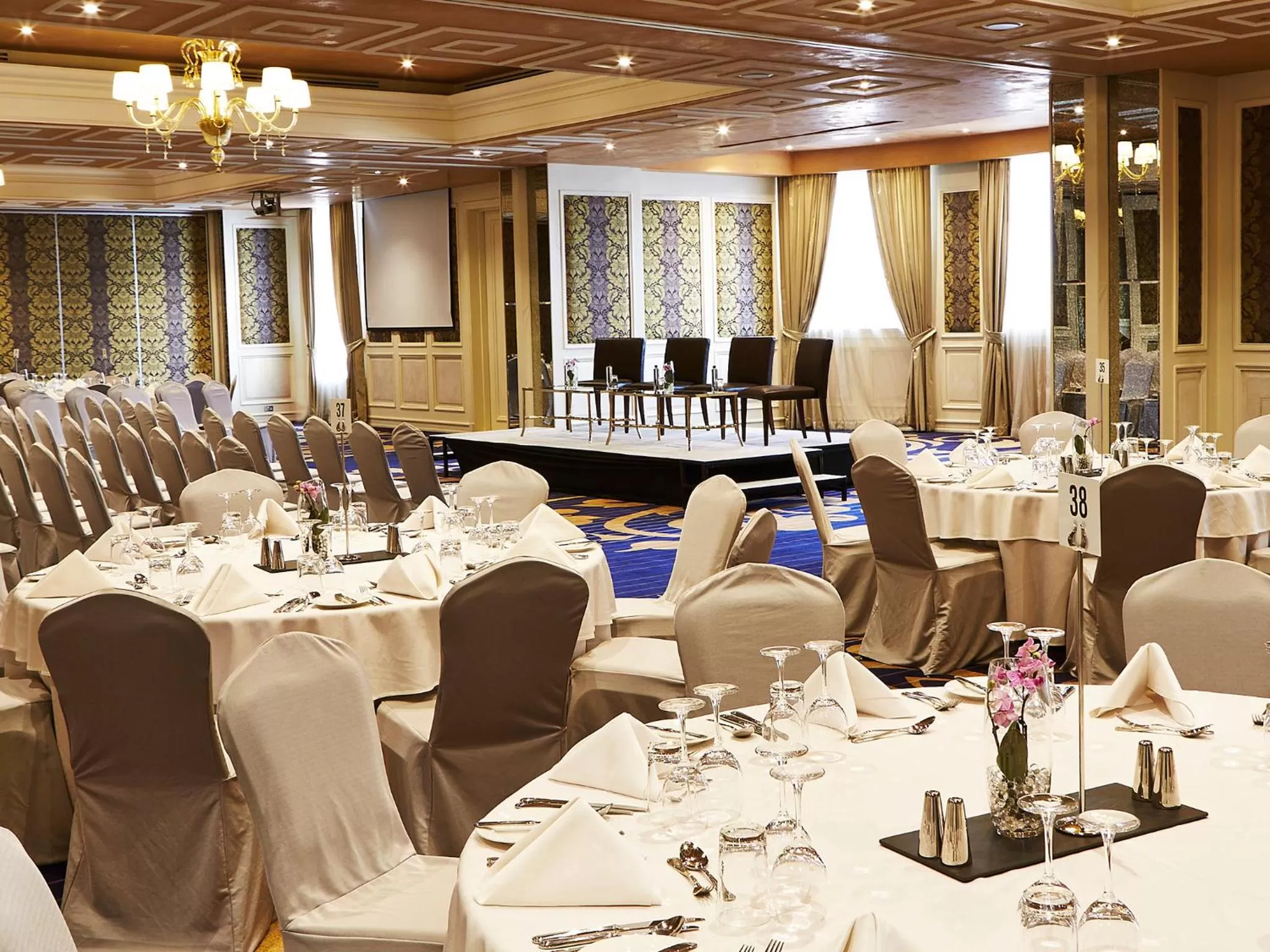 Meeting/conference room in Villa Rosa Kempinski