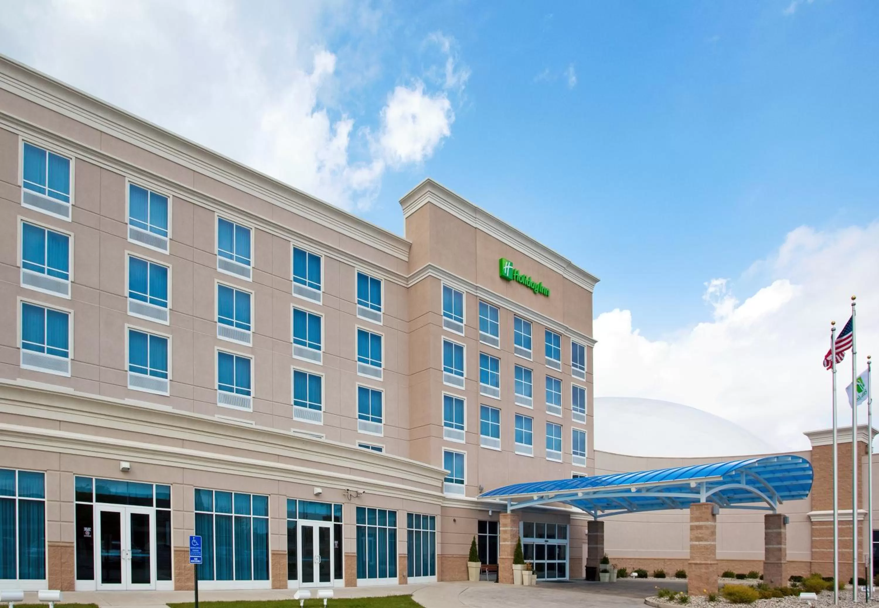 Property building in Holiday Inn Toledo - Maumee I-80/90 by IHG