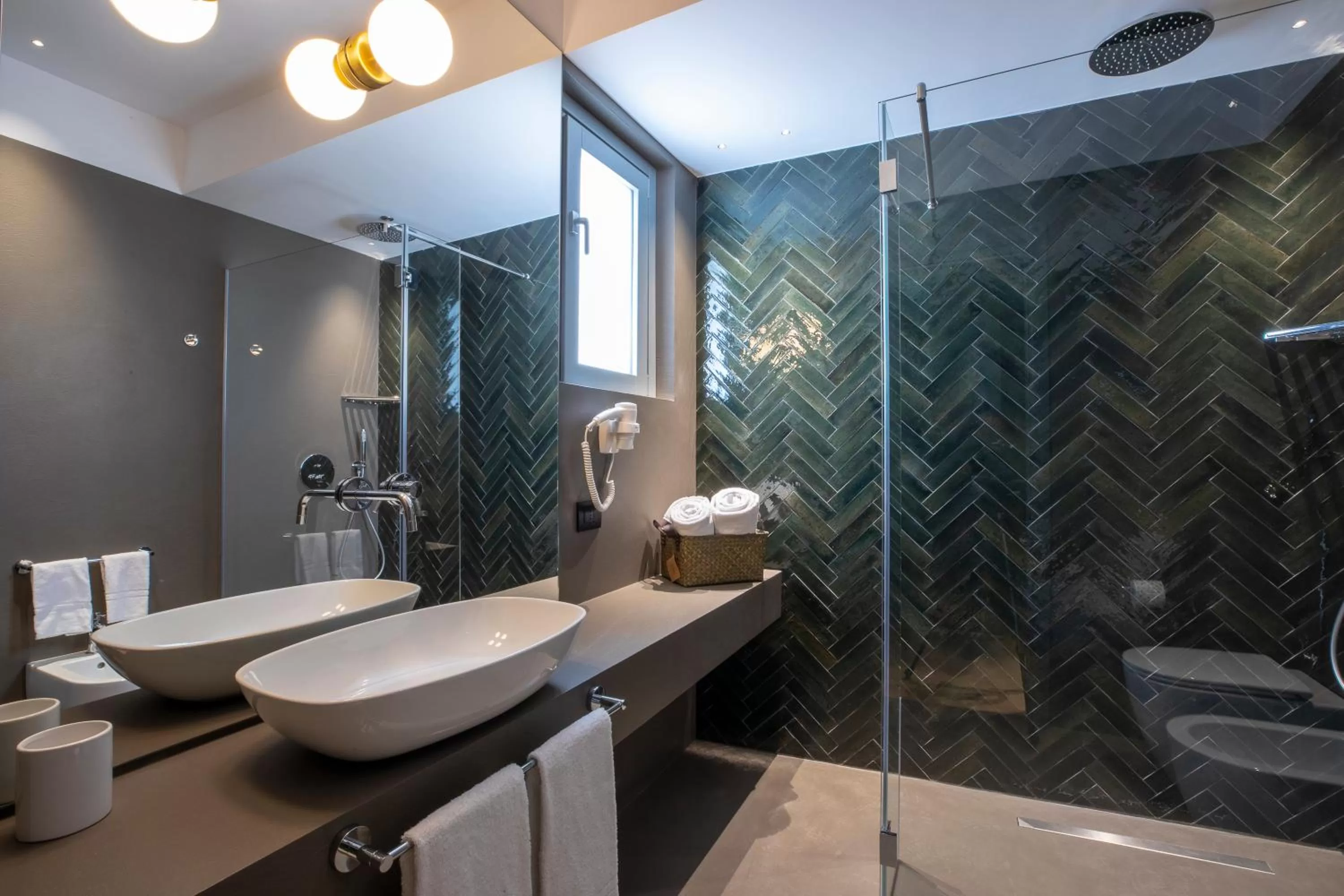 Shower in Re Sale Boutique Hotel