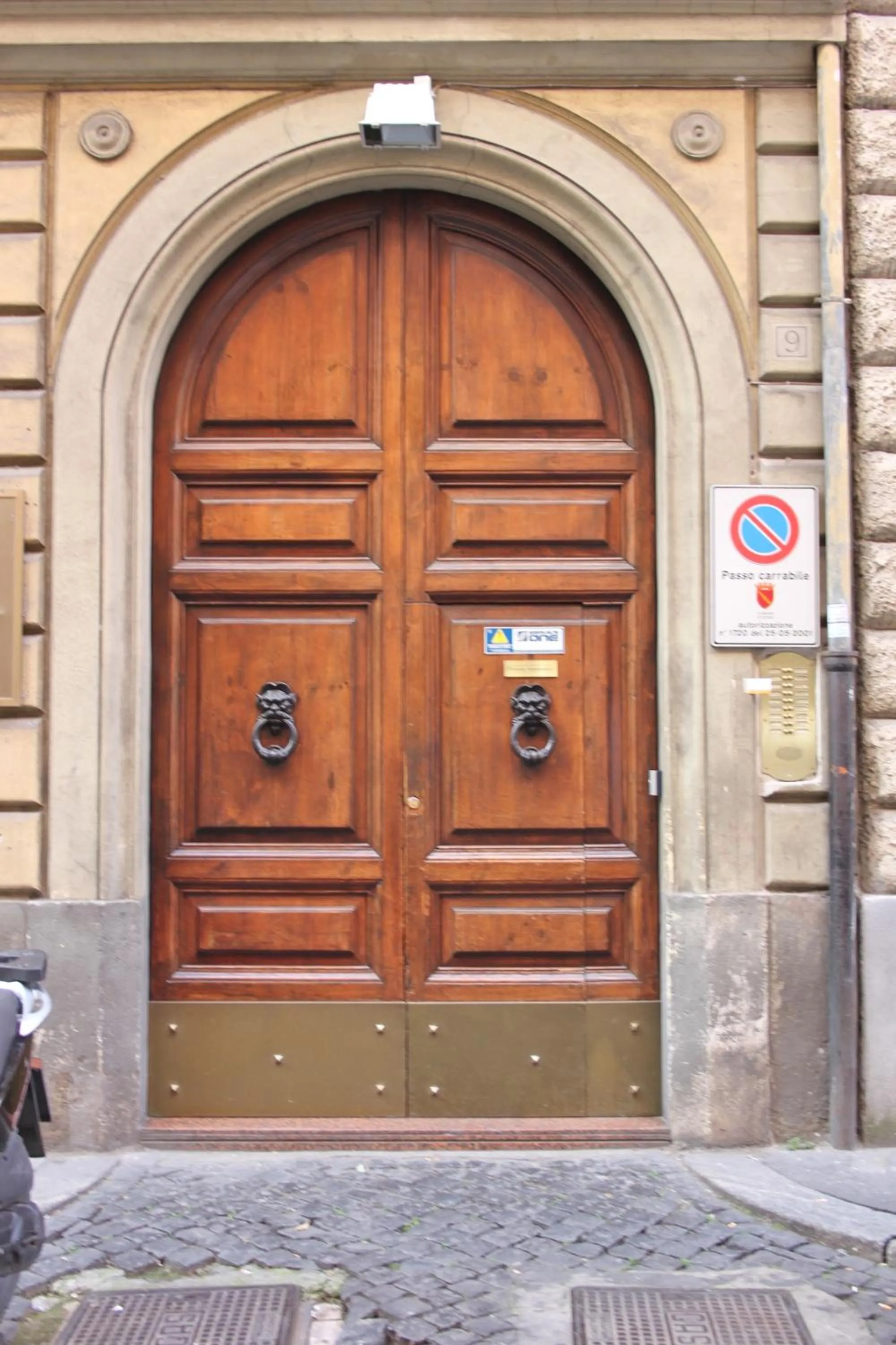 Facade/entrance in The Place In Rome Guest House