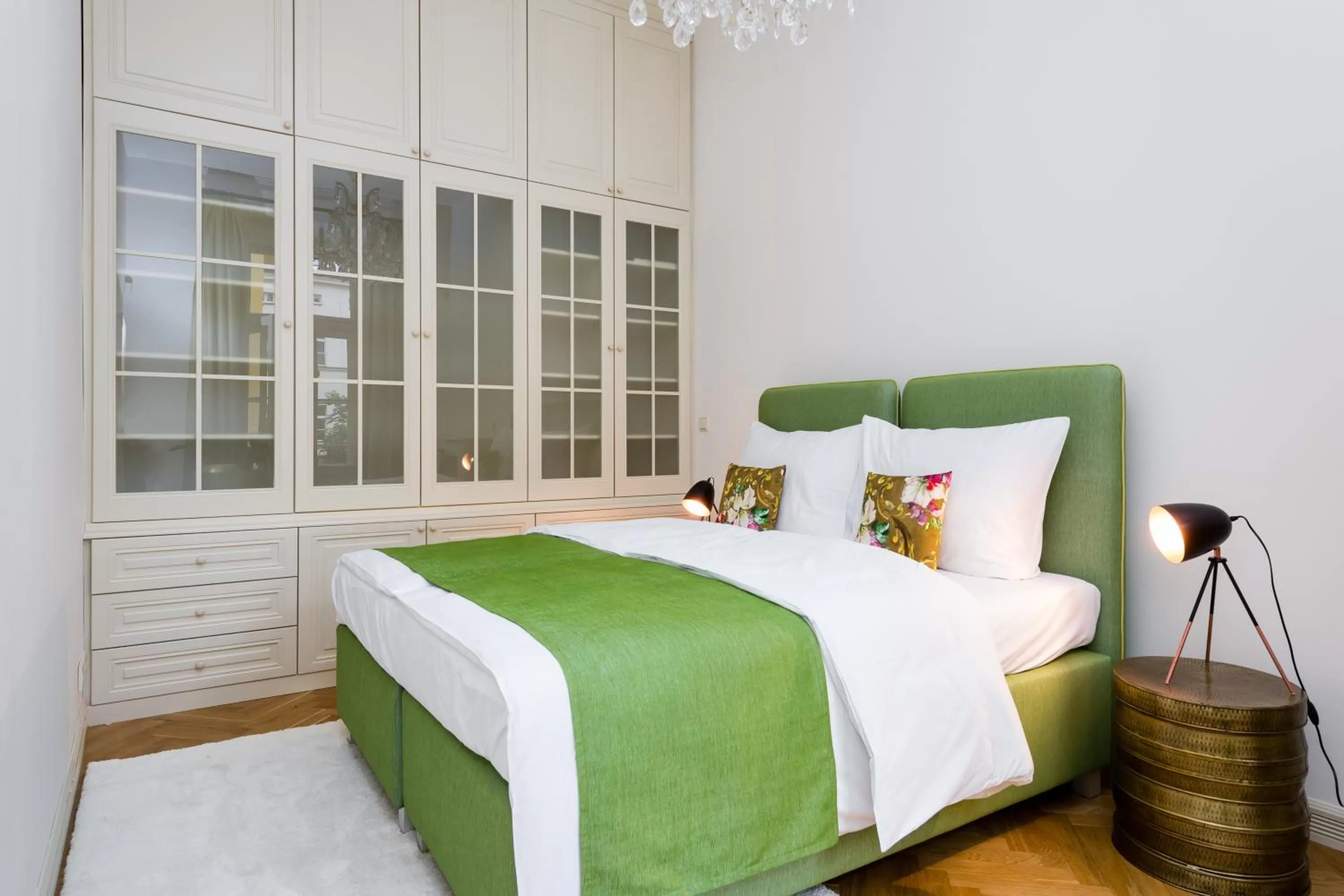 Photo of the whole room in Grand Central Residence by TKC