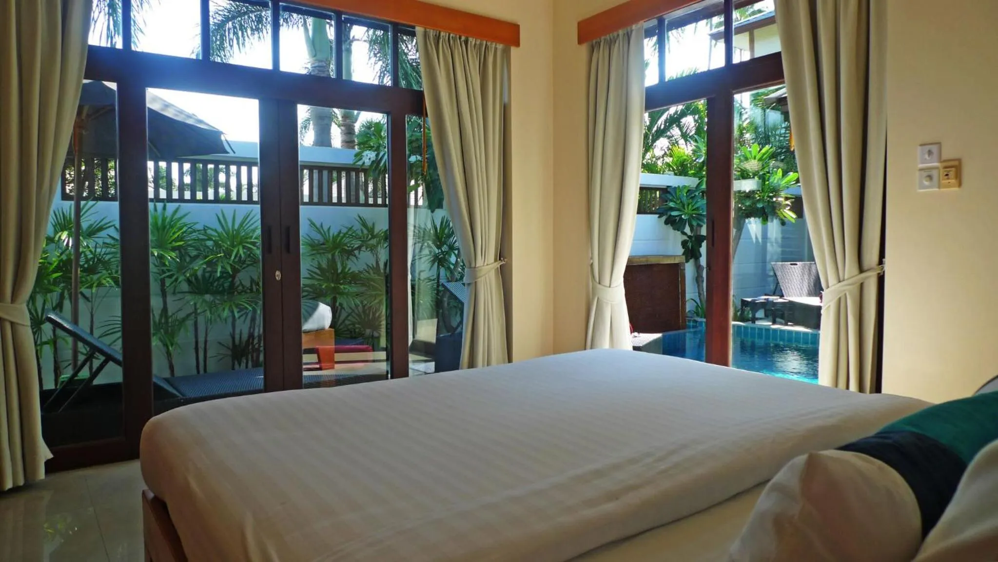 Bed in Samui Boat Lagoon