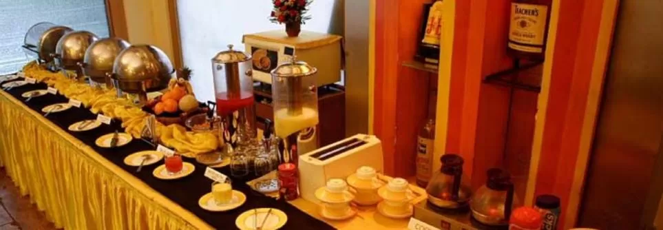 Buffet breakfast in Hotel Plaza