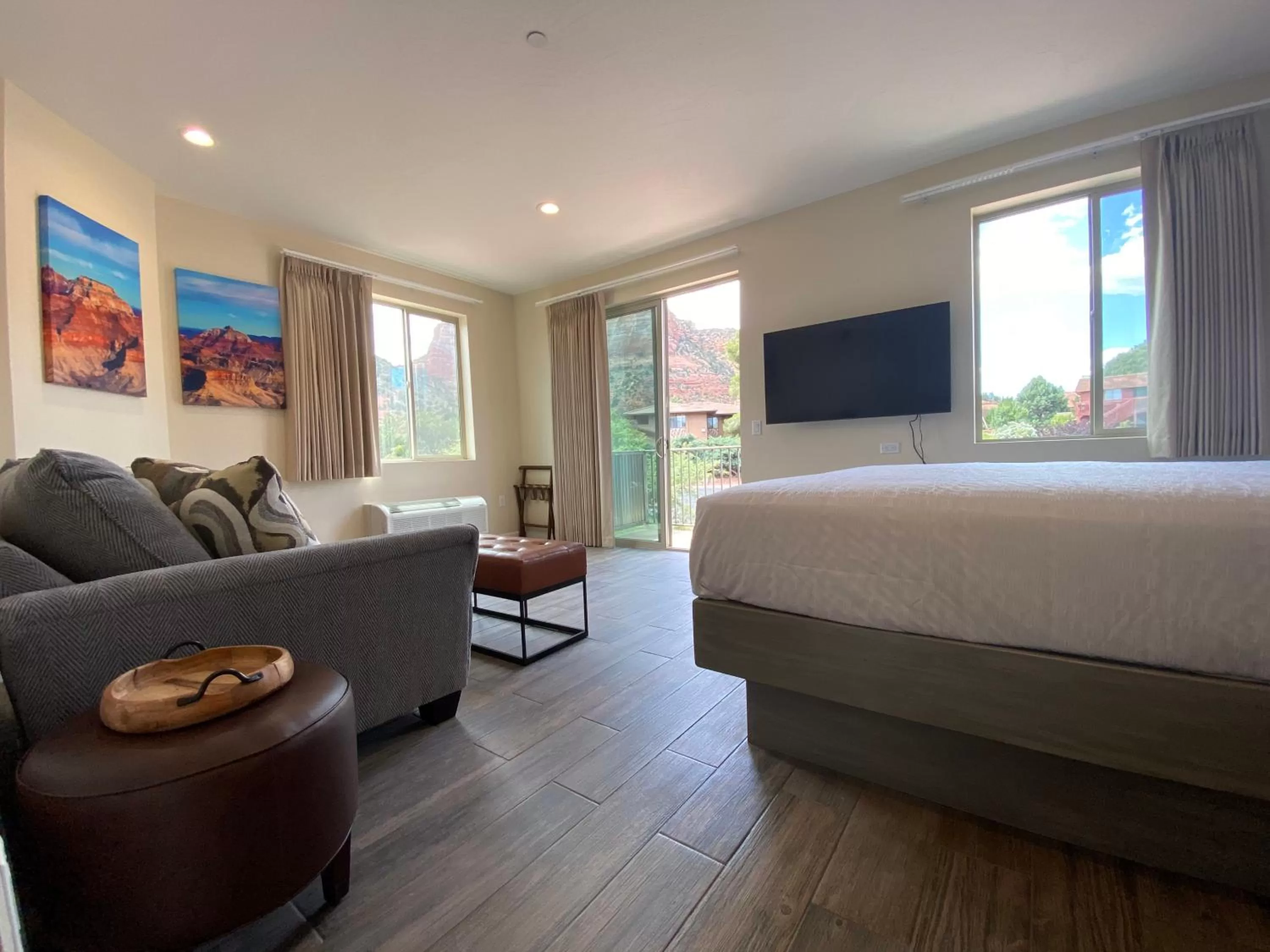 Bed in Sedona Village Lodge