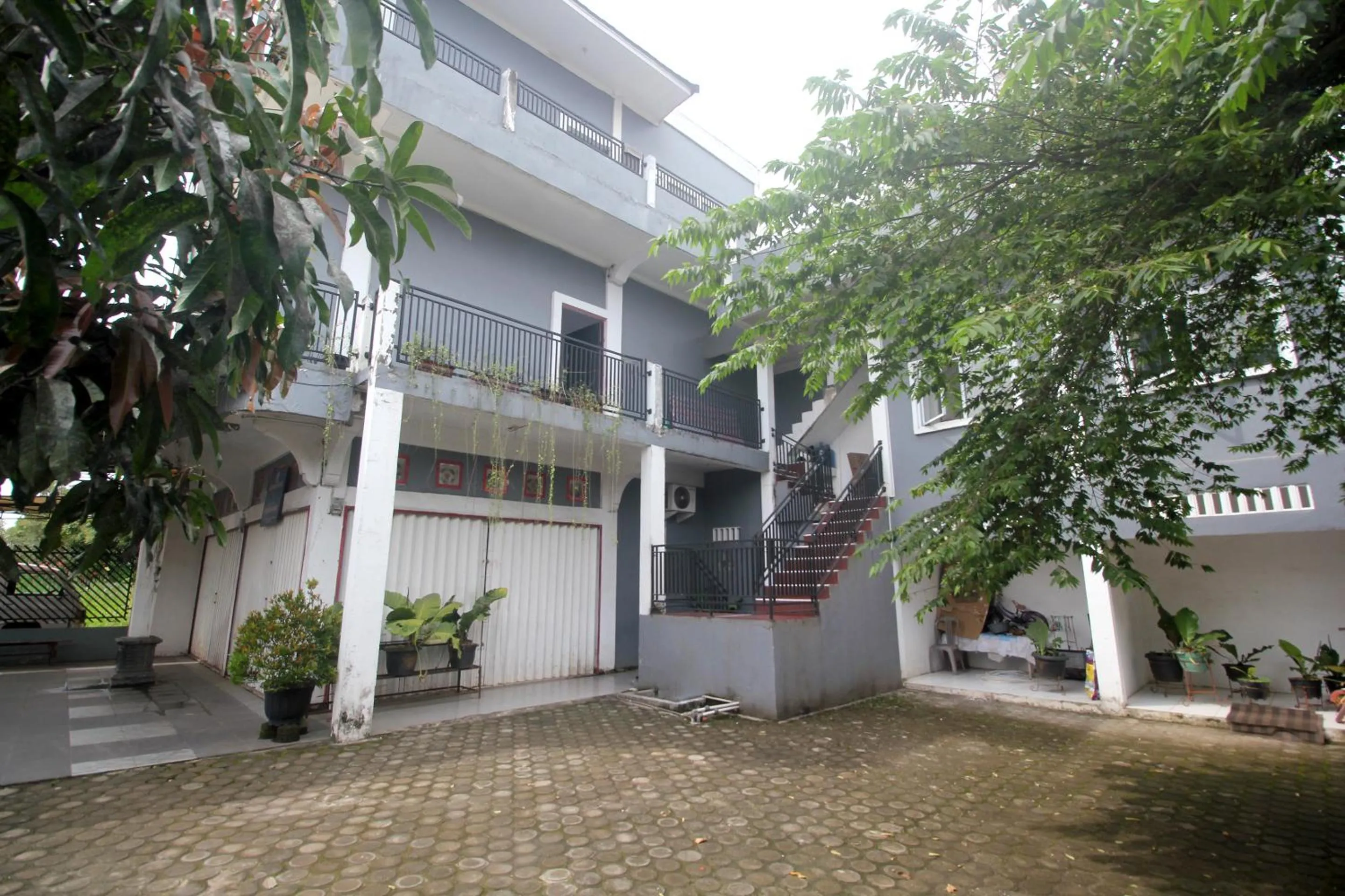 Area and facilities in Hotel O Jasmine Kost Syariah