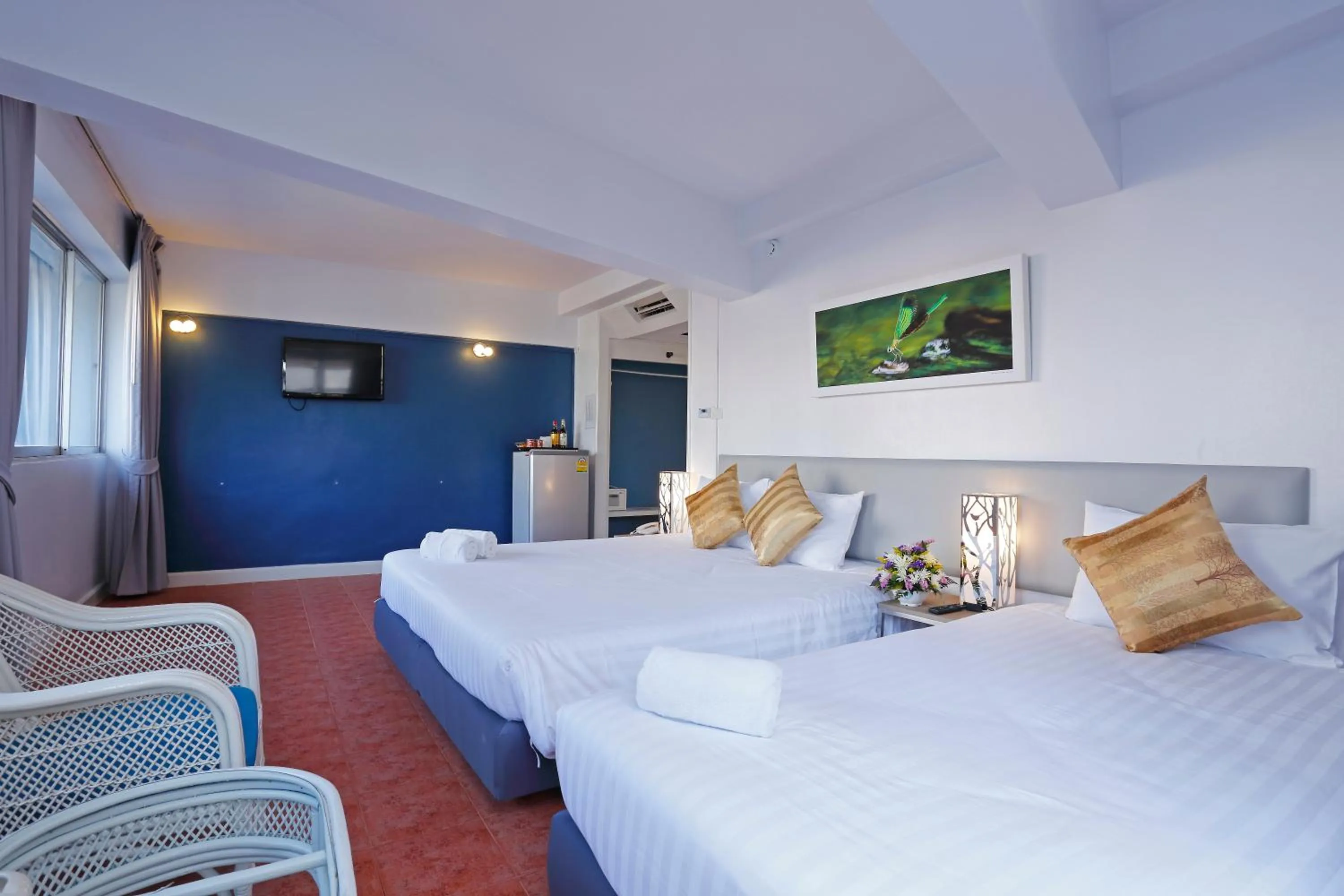 Photo of the whole room, Bed in ON Hotel Phuket - SHA