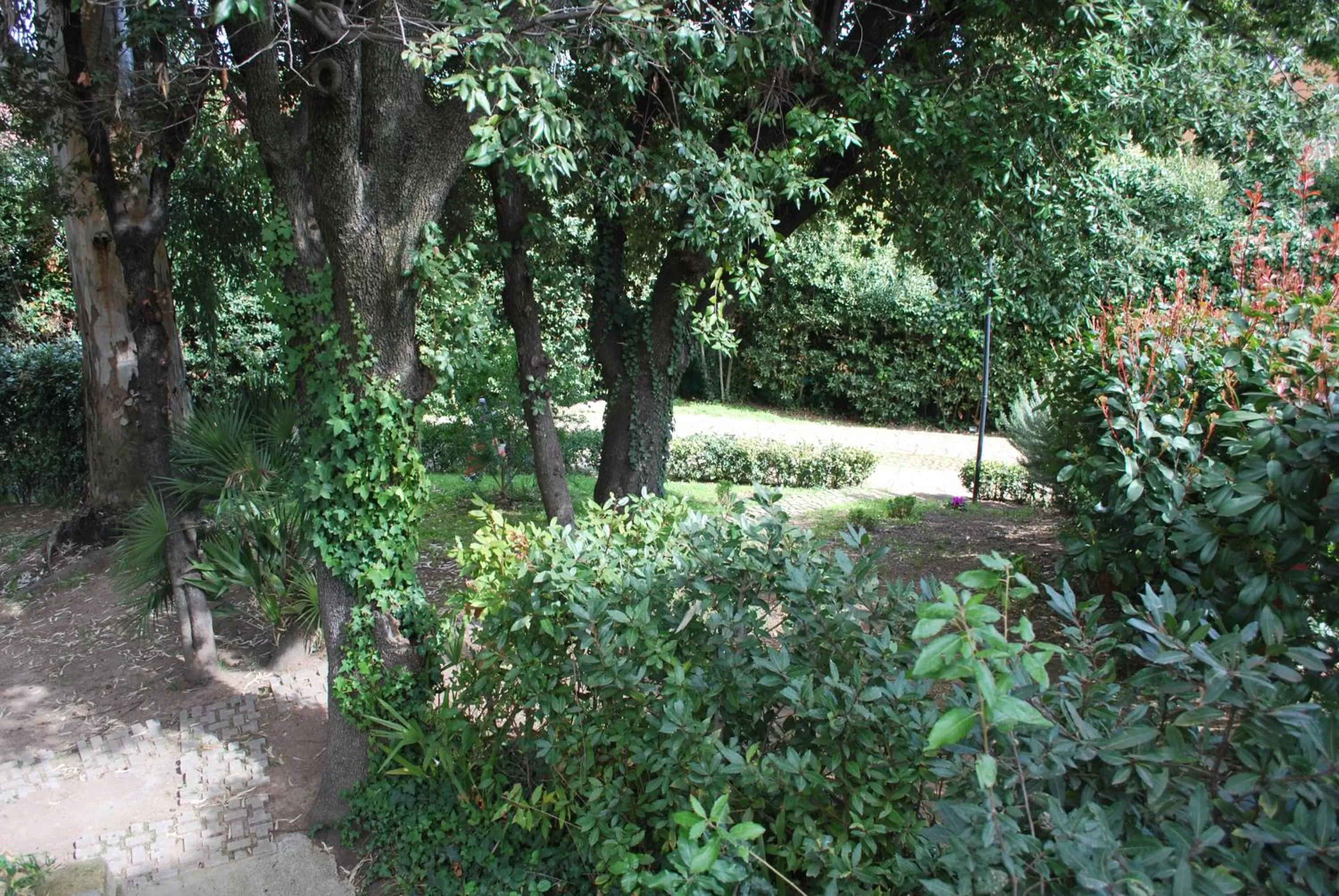 Property building in Residence Casale Mostacciano