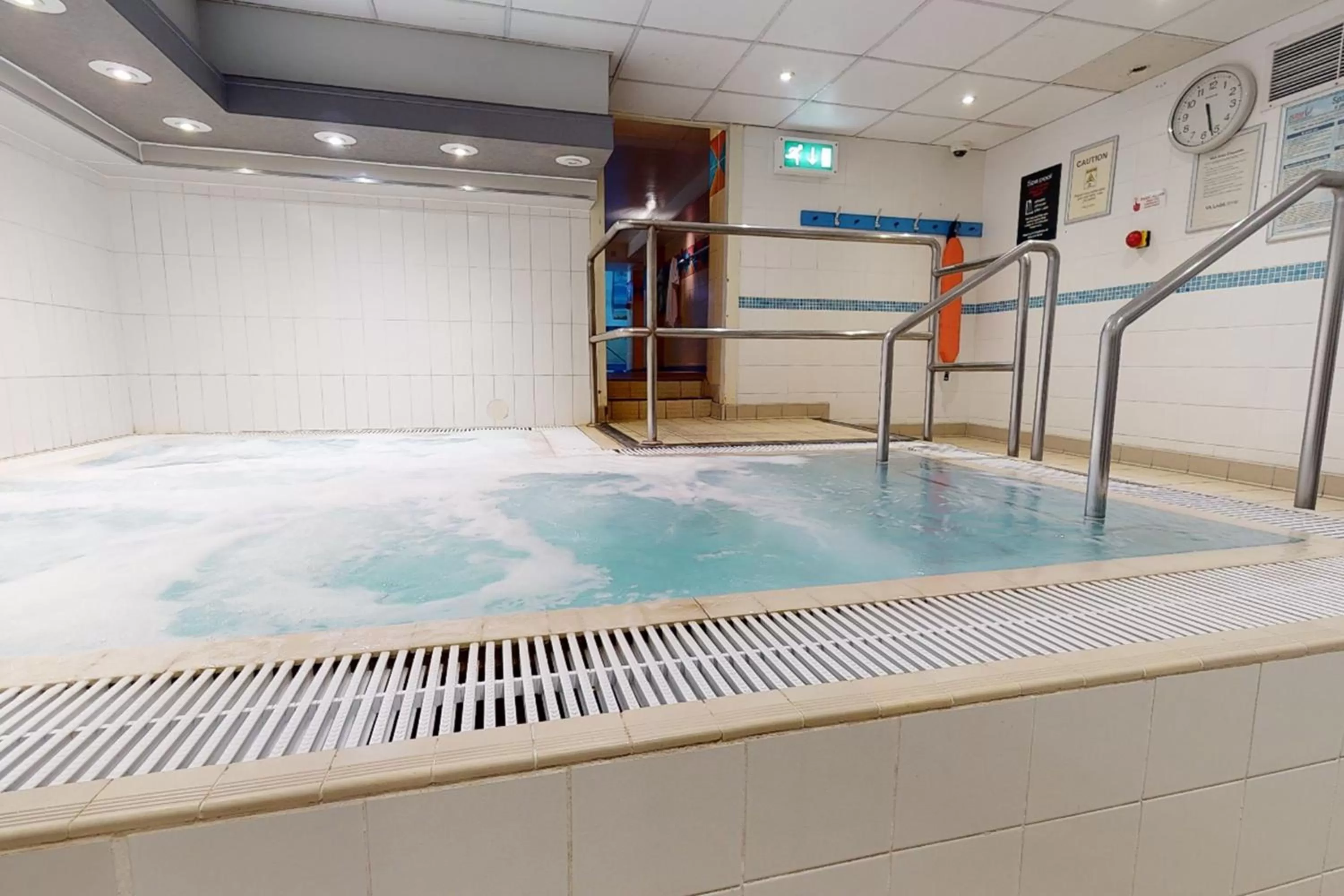 Hot Tub in Village Hotel Manchester Hyde