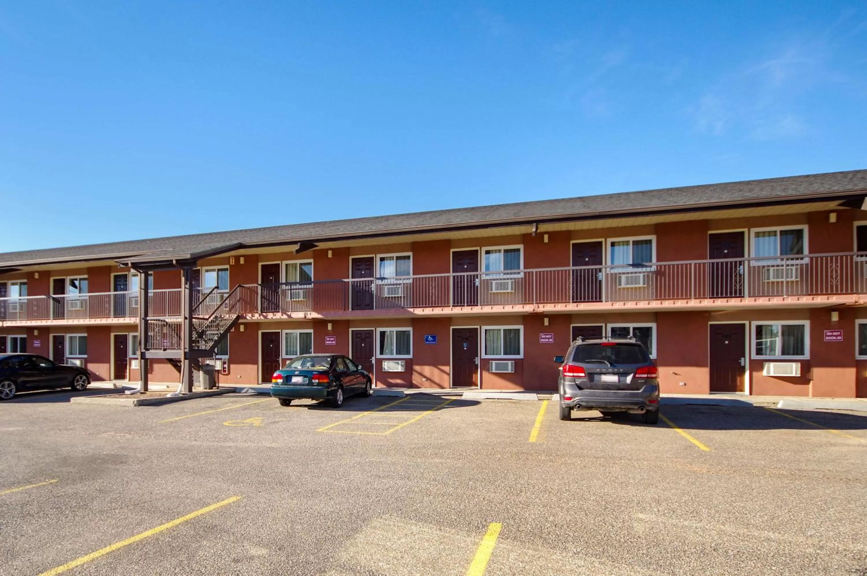 Property building in Motel 6-Lethbridge, AB