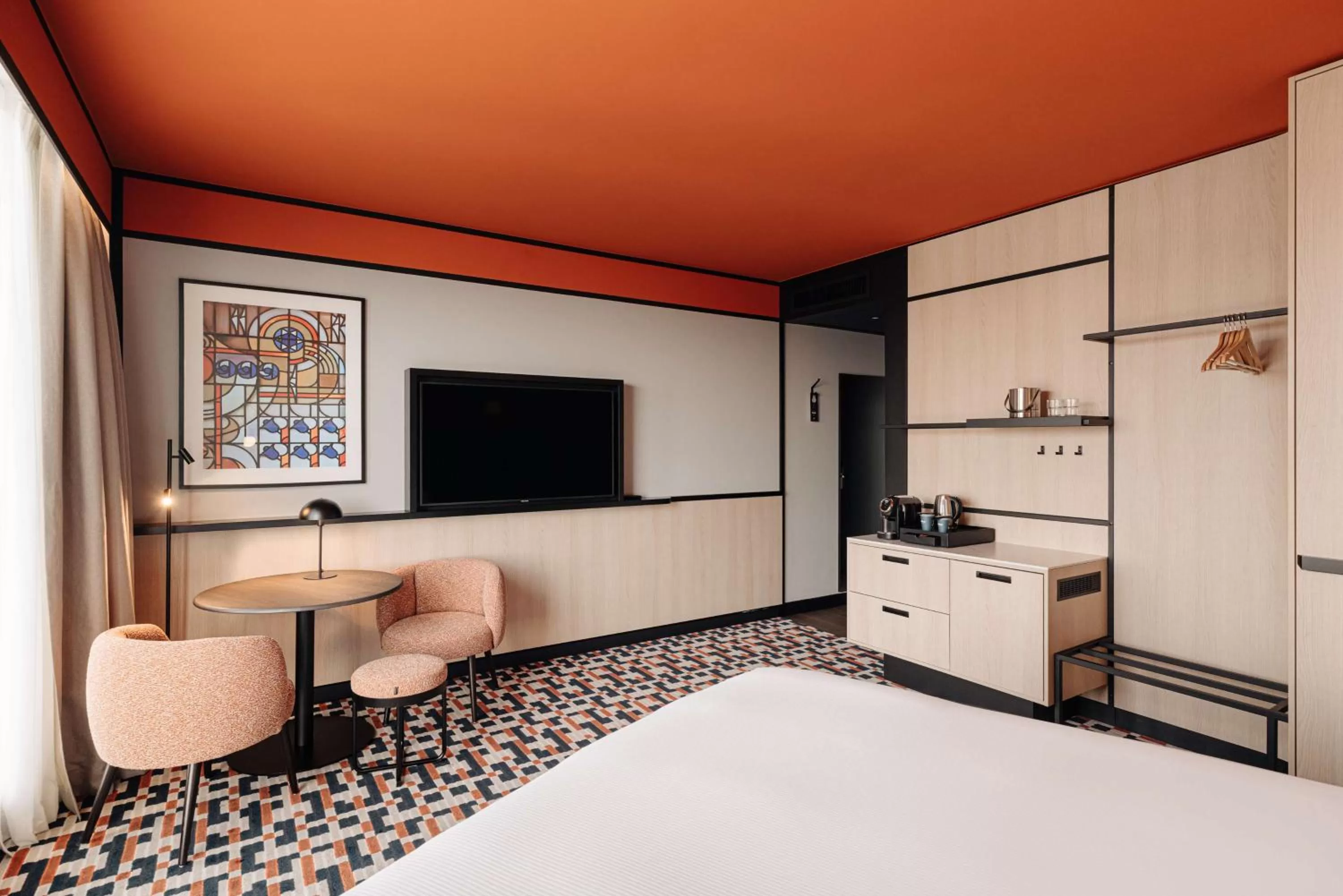 Bedroom in DoubleTree by Hilton Amsterdam Centraal Station