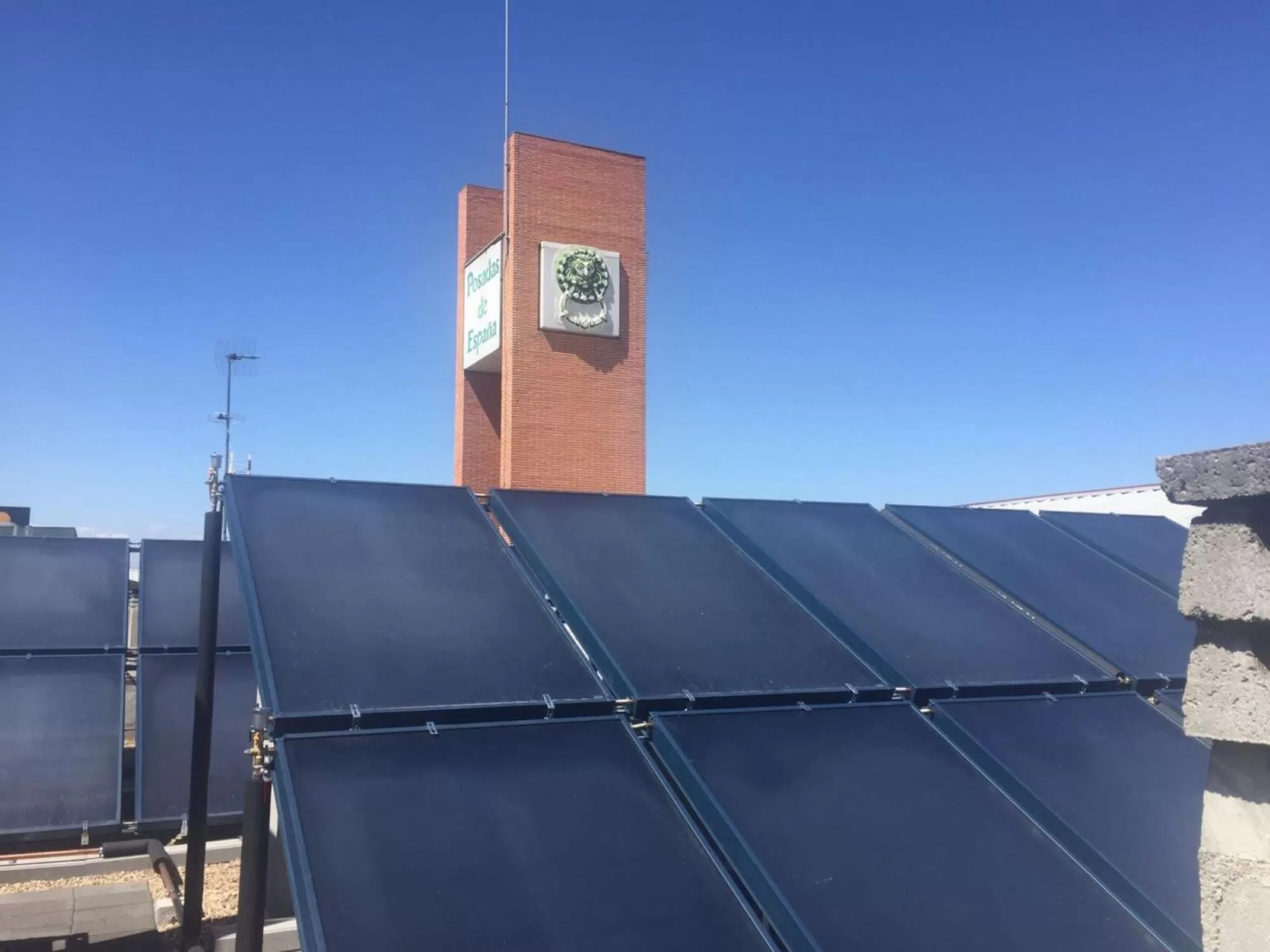 Property building in Posadas De España Paterna