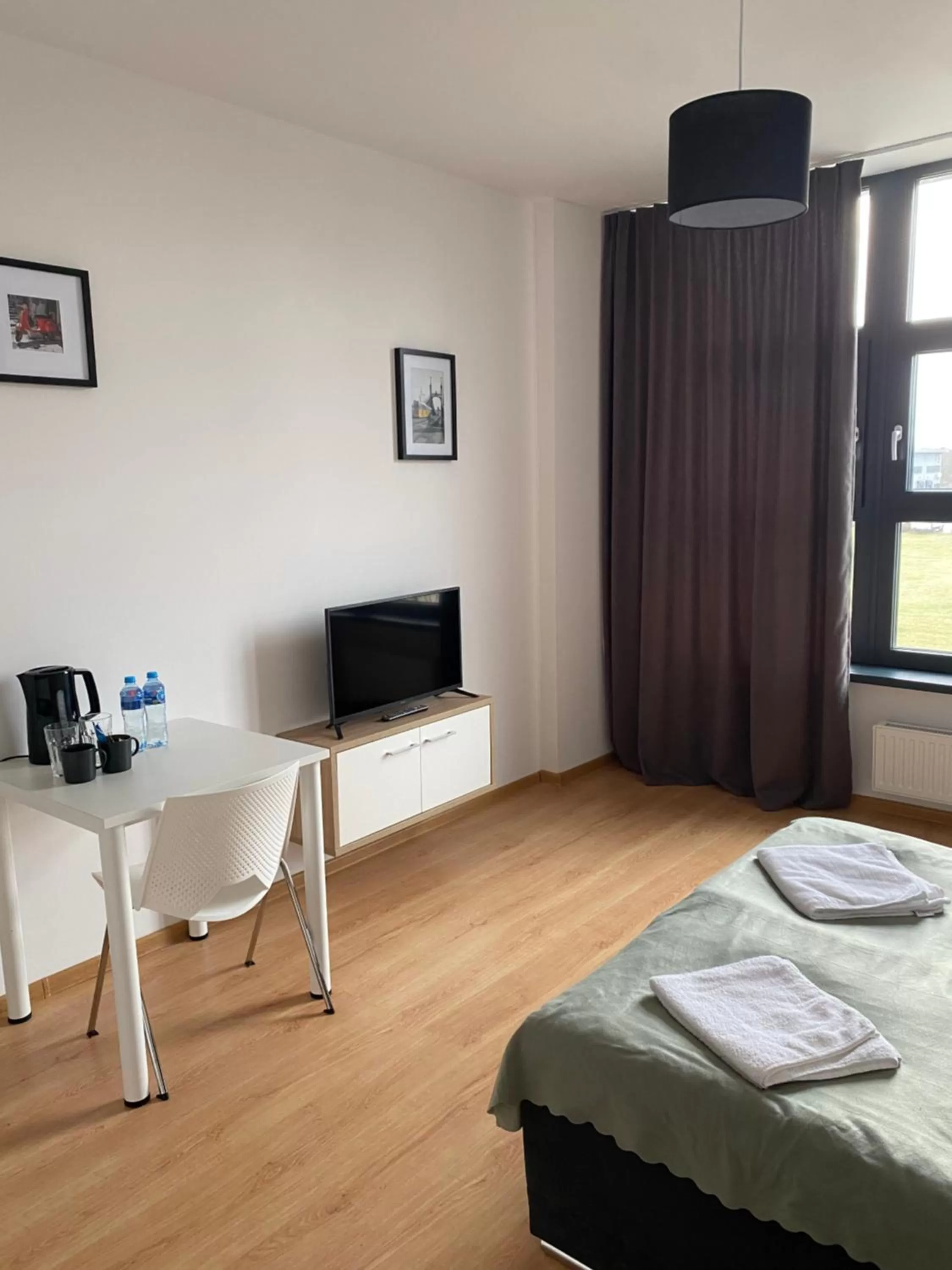 TV and multimedia, Bed in SleepWell Apartments