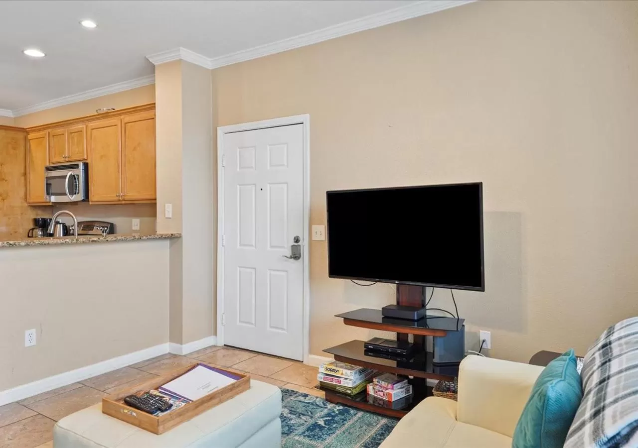 TV and multimedia in The Dawn on Galveston Beach