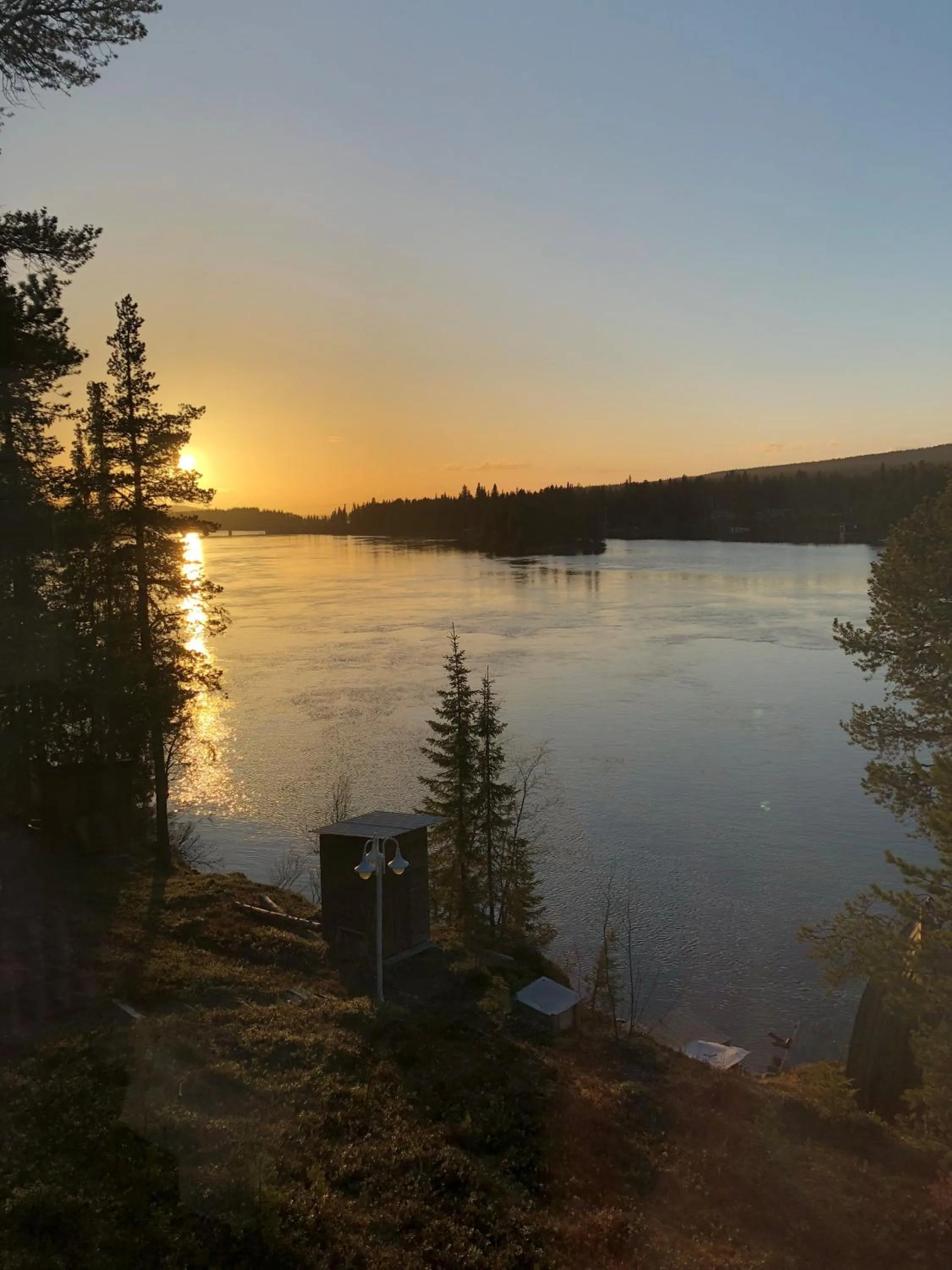 Summer in Hotel E-10 by First