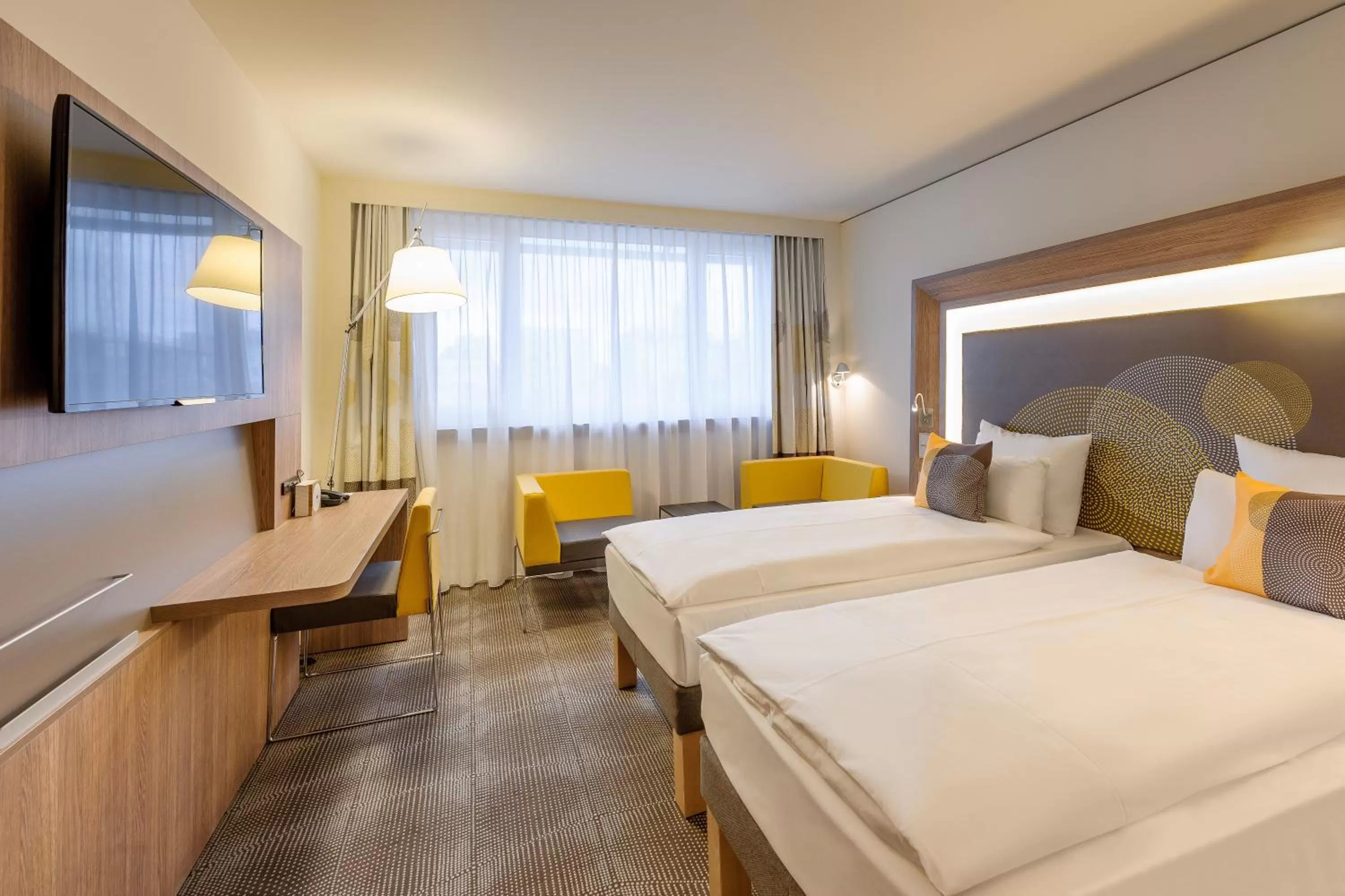 Photo of the whole room, Bed in Novotel München City Arnulfpark