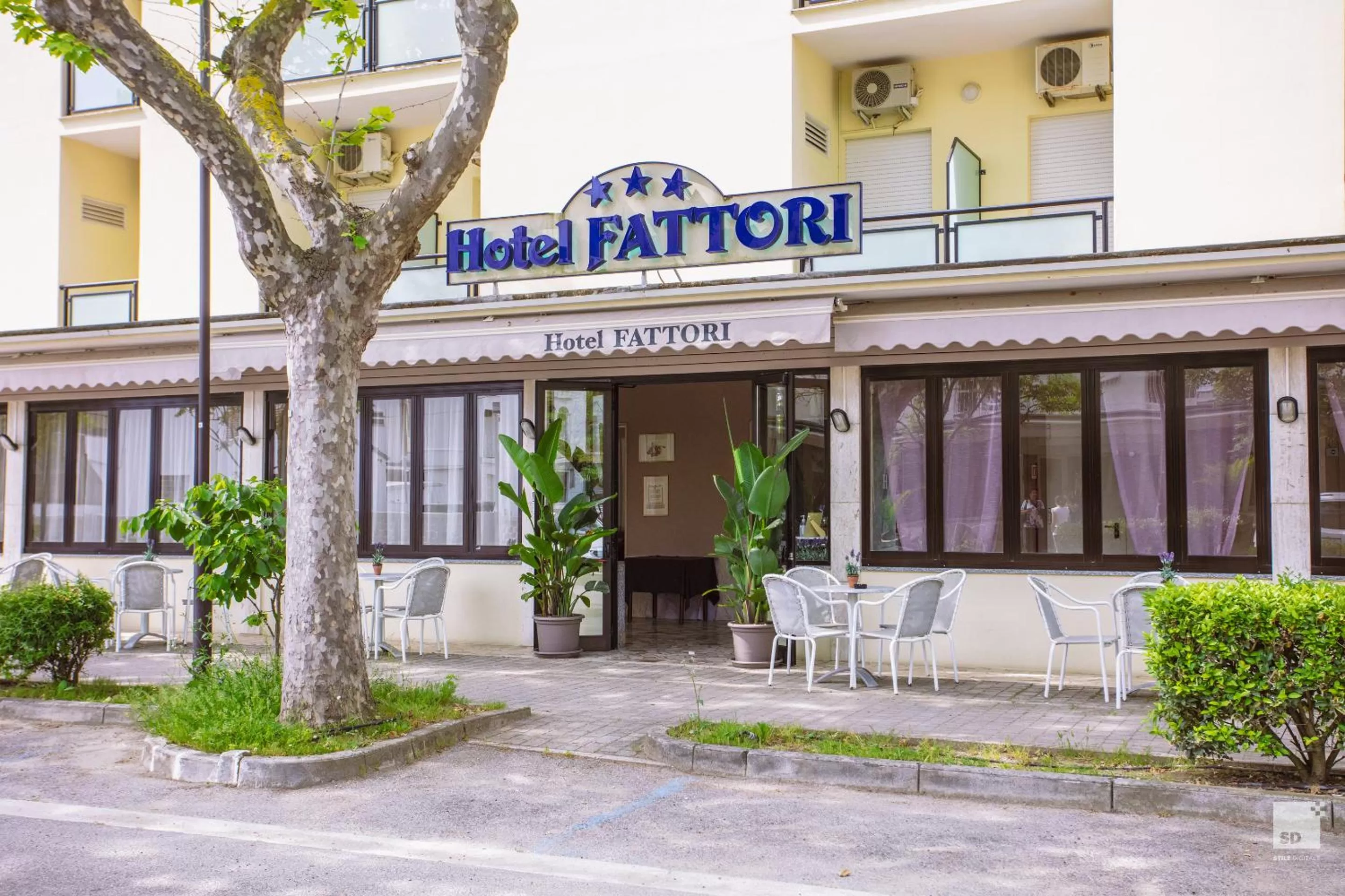 Facade/entrance in Hotel Fattori Mare