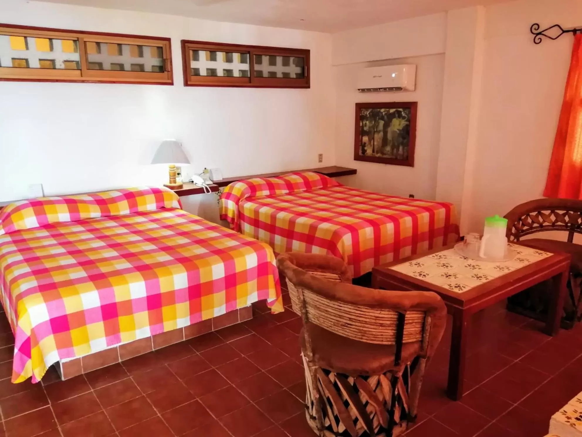 Bedroom in Hotel Catalina Beach Resort