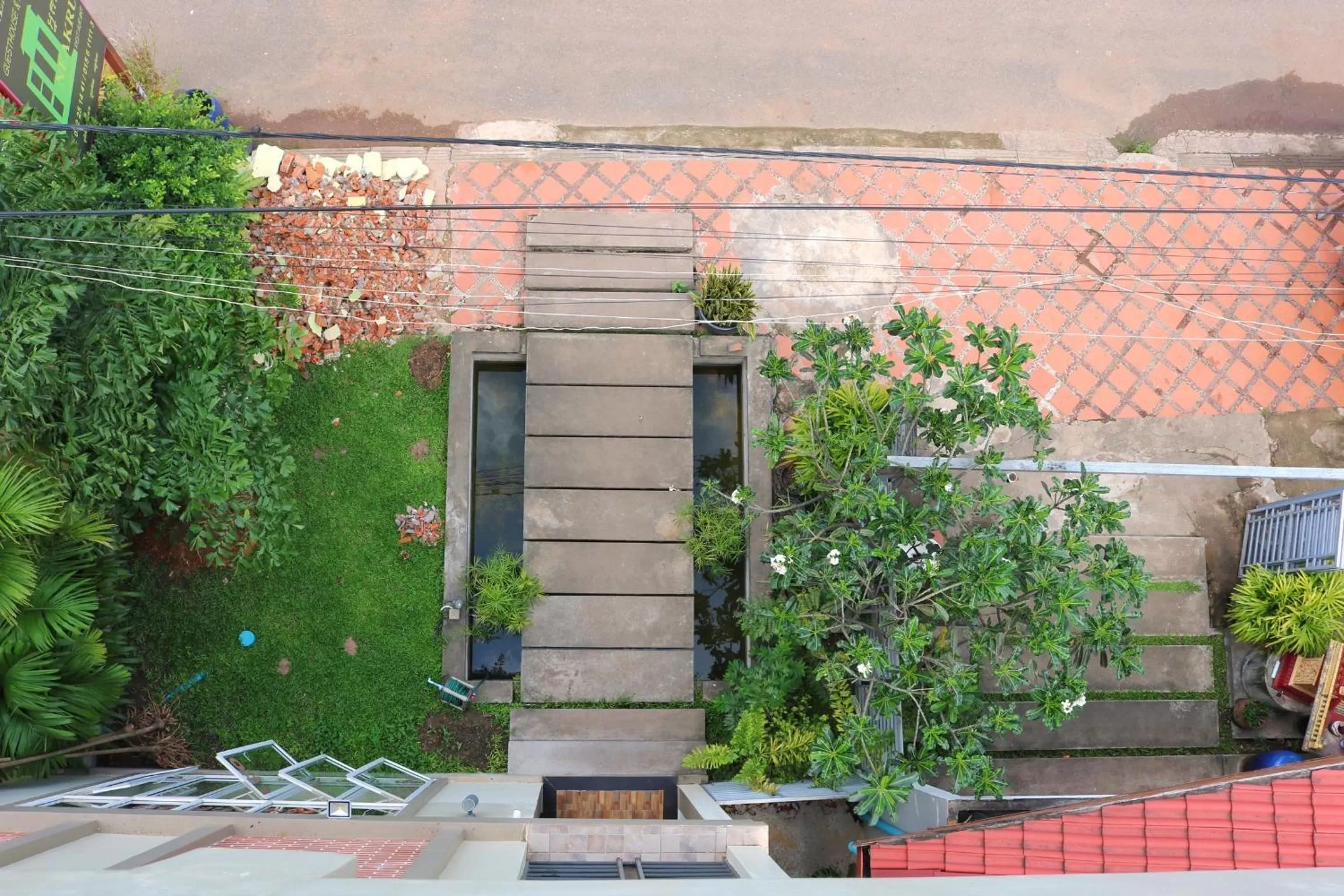 Neakru Guesthouse and Restaurant