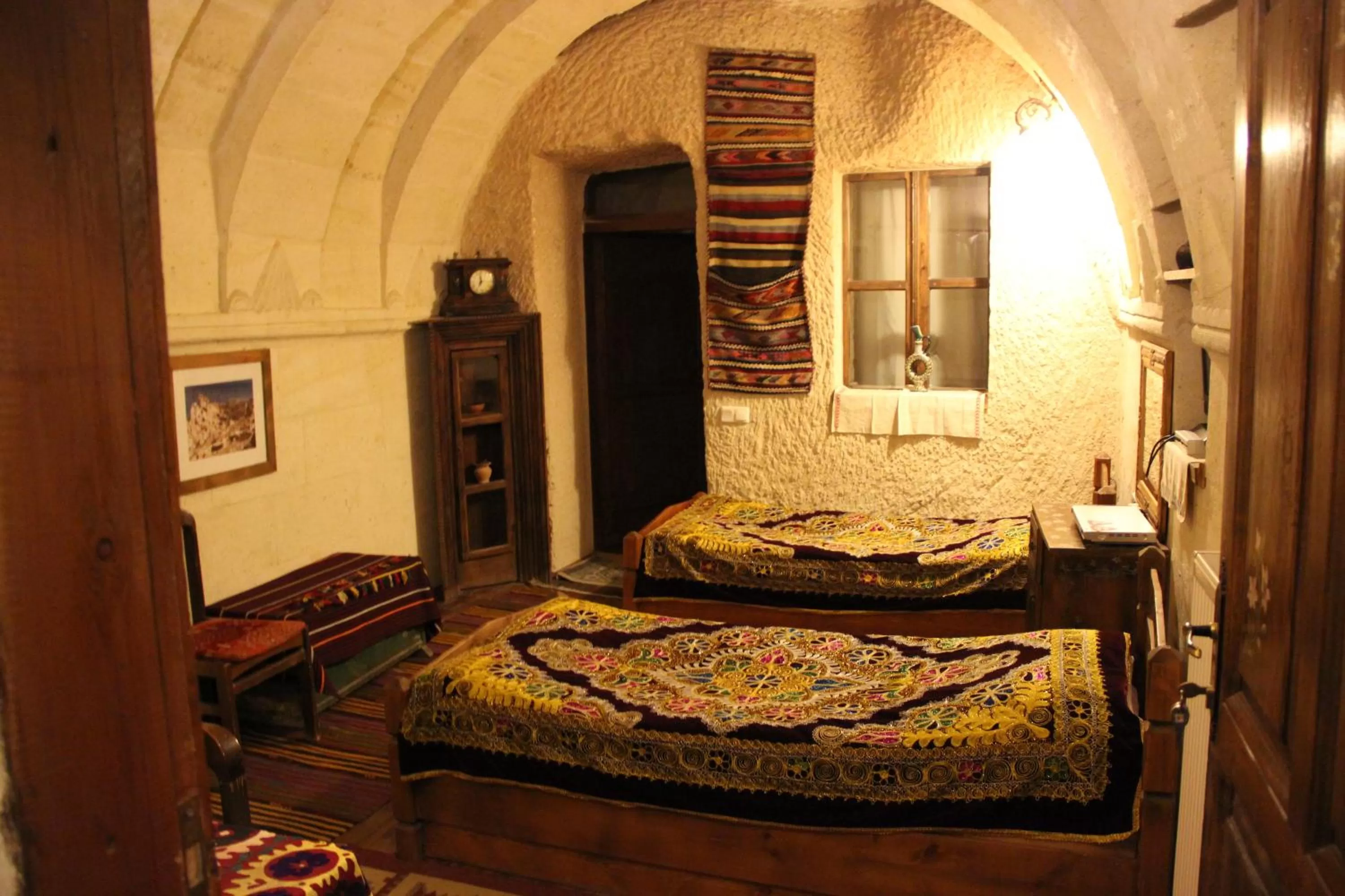 Other, Bed in Kismet Cave House